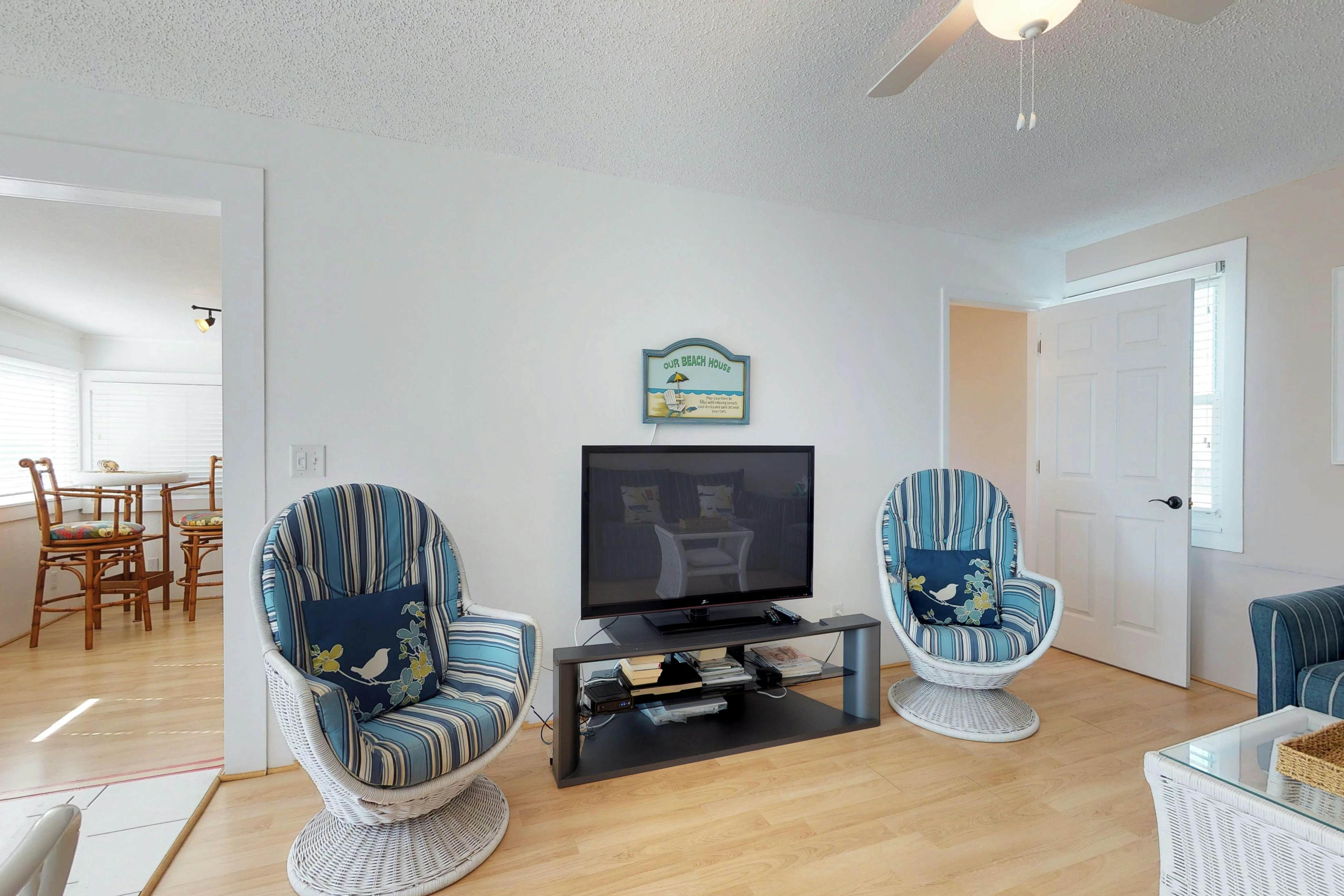 2 BD Holmes Beach, FL Vacation Rental Vacasa