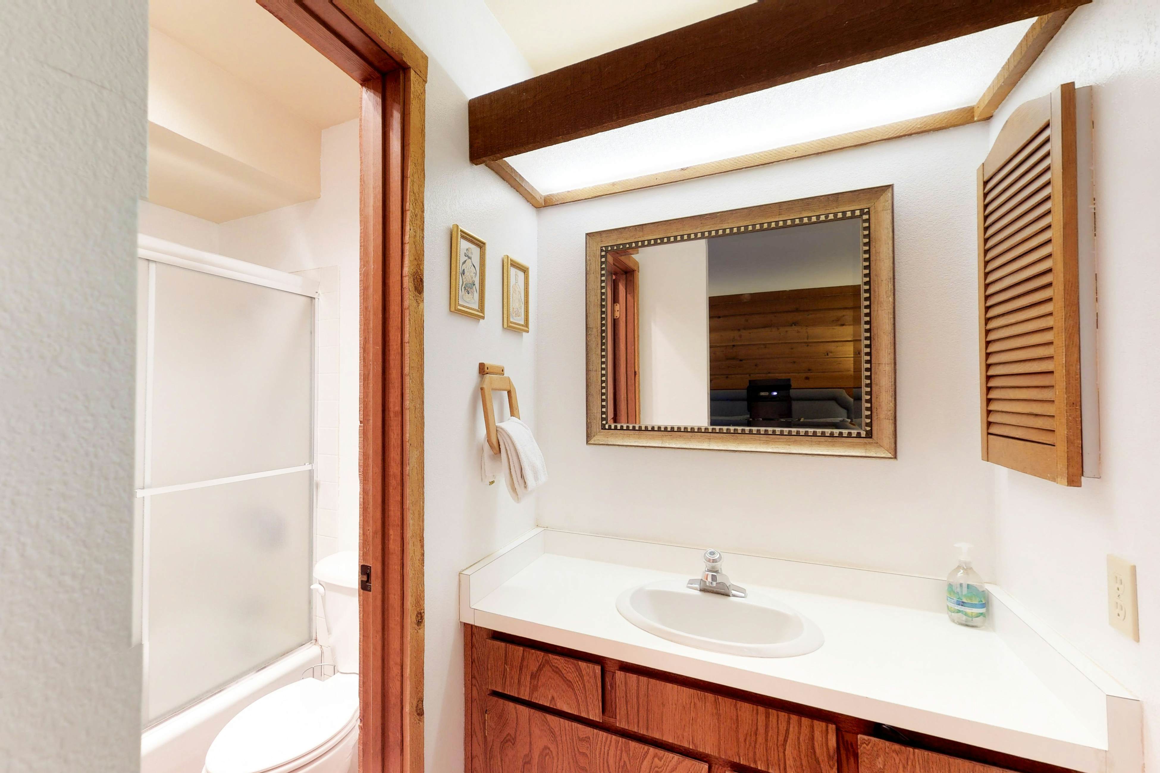 Huntington Lake Condo 12