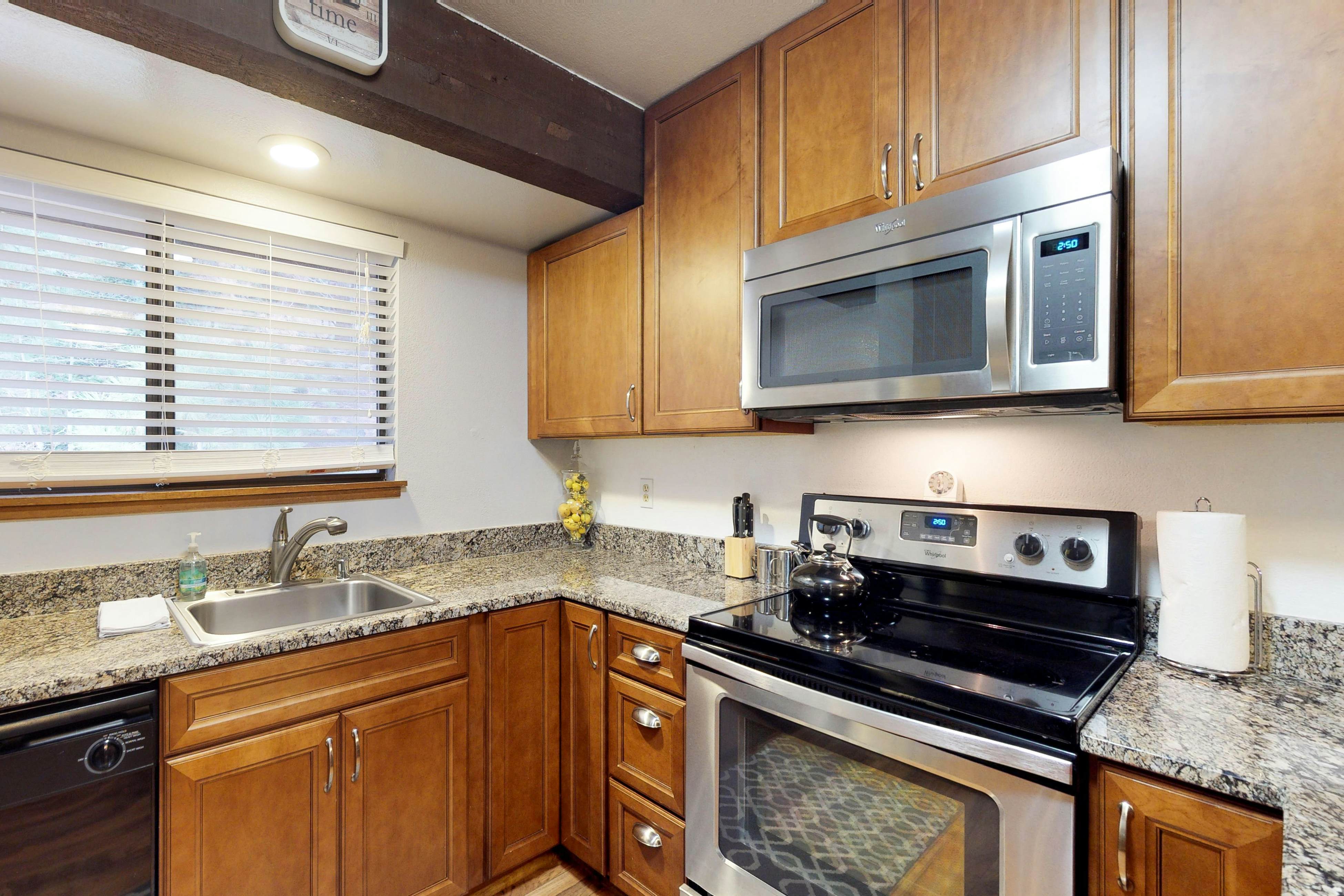 Huntington Lake Condo 12