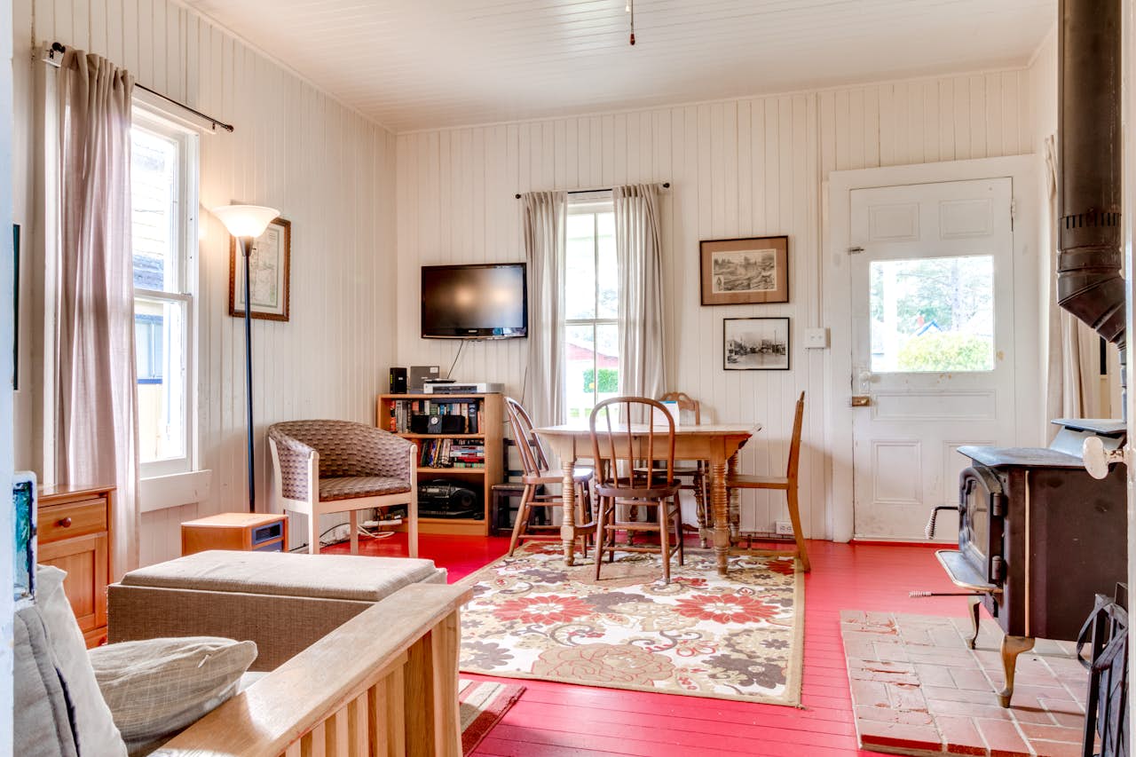 Historic Camp Hungry 2 BD Vacation Rental in Seaview, WA Vacasa