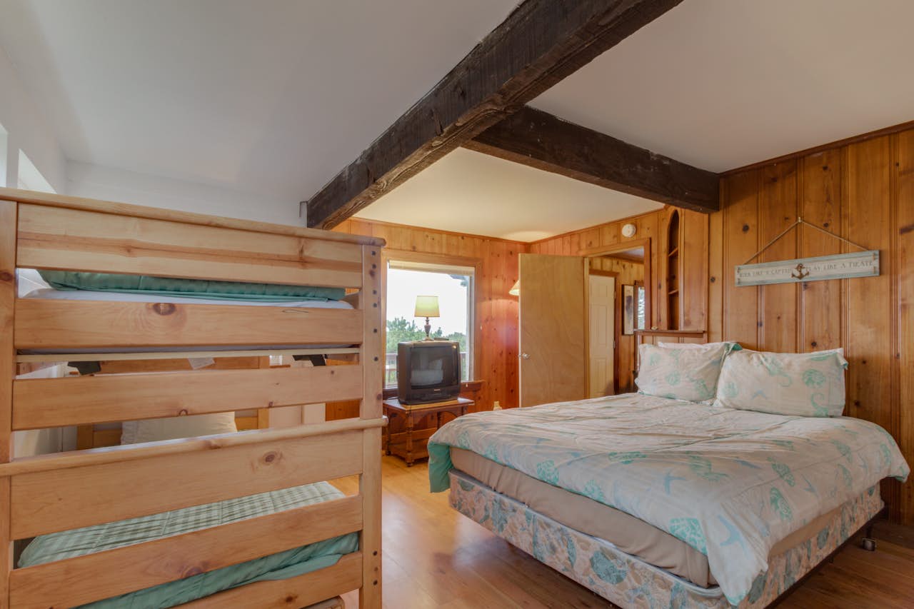 Arnold Beach House 3 BD Vacation Rental in Rockaway Beach, OR Vacasa