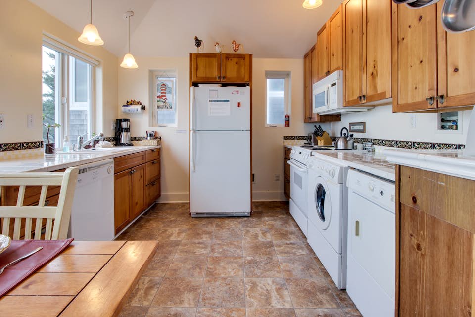 Berni's Ocean View Castle The Potter's Wheel 2 BD Vacation Rental