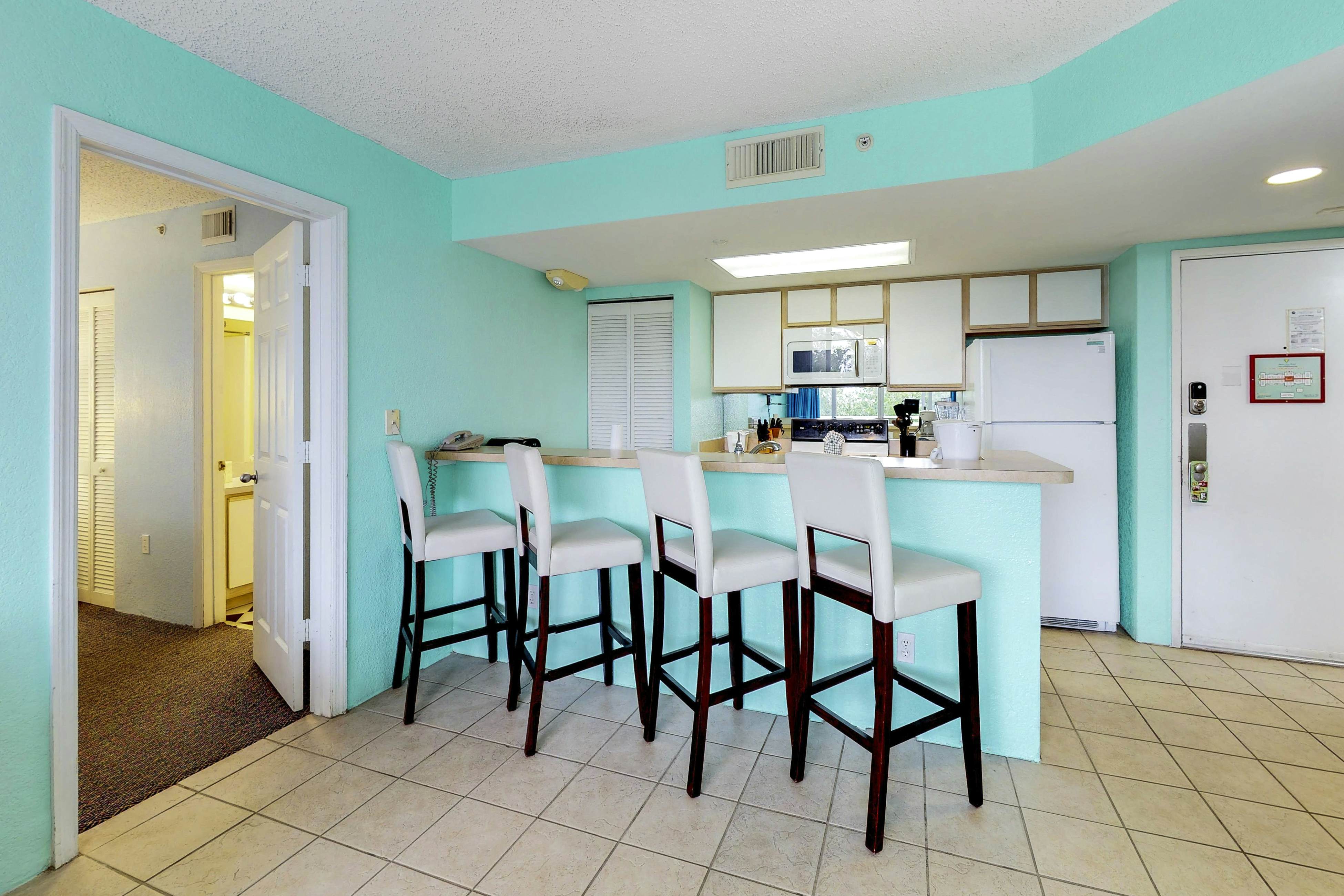 Sunrise Suites - Martinique Suite 108