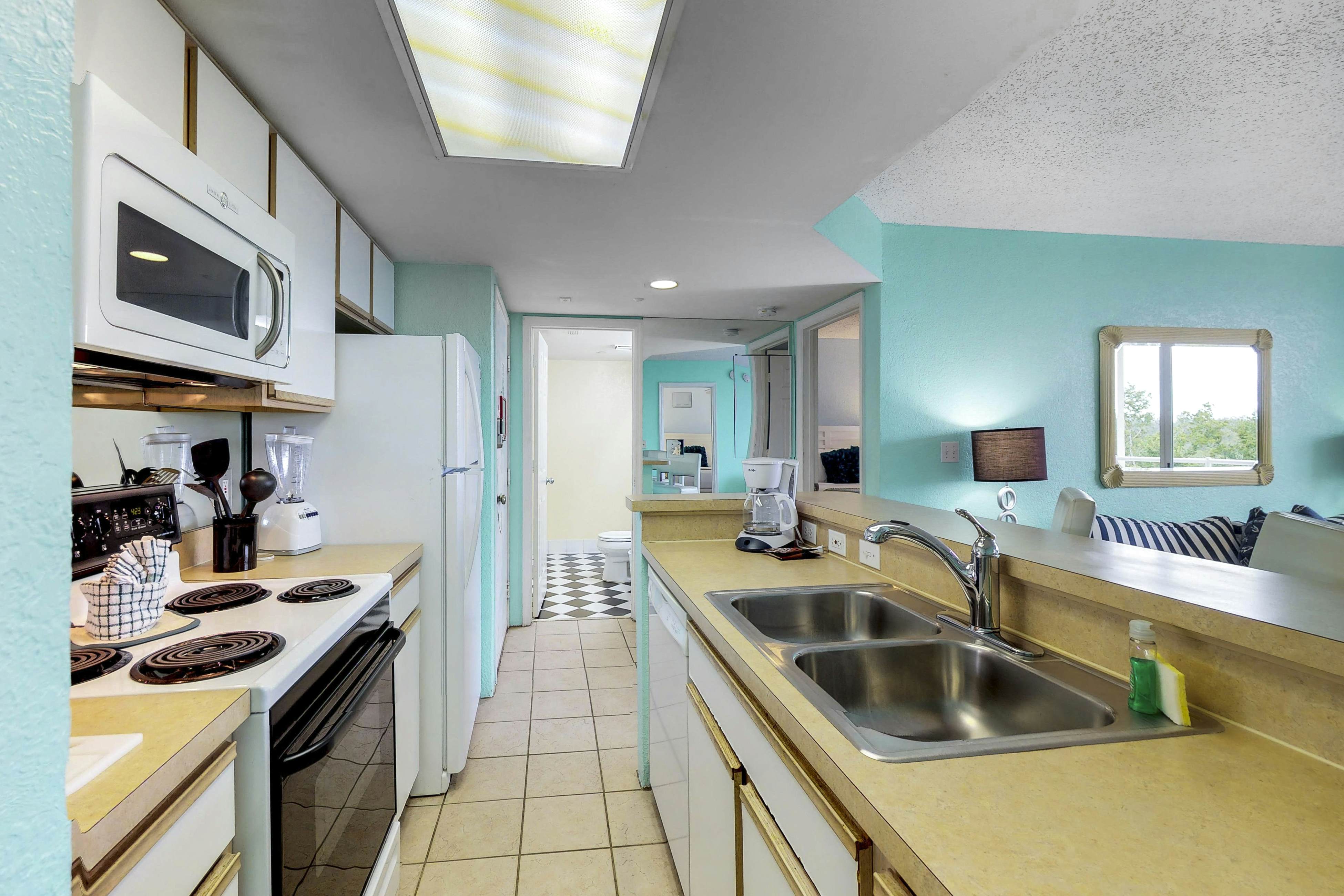 Sunrise Suites - Martinique Suite 108