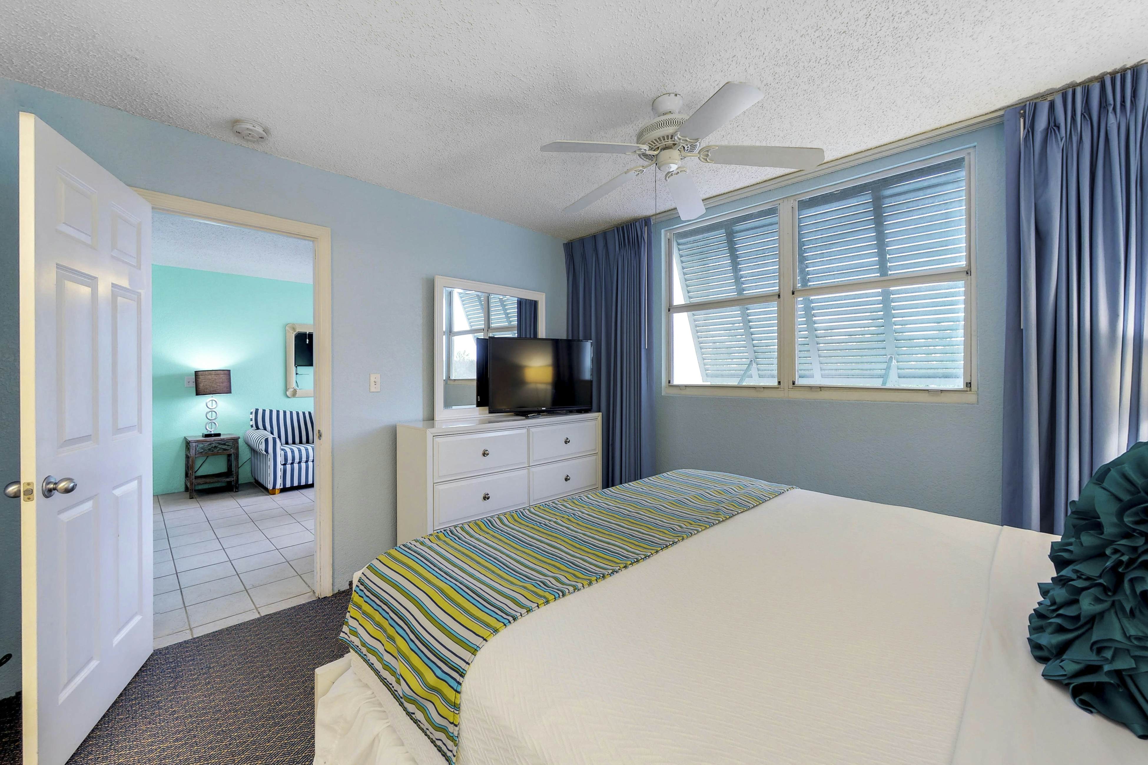 Sunrise Suites - Martinique Suite 108