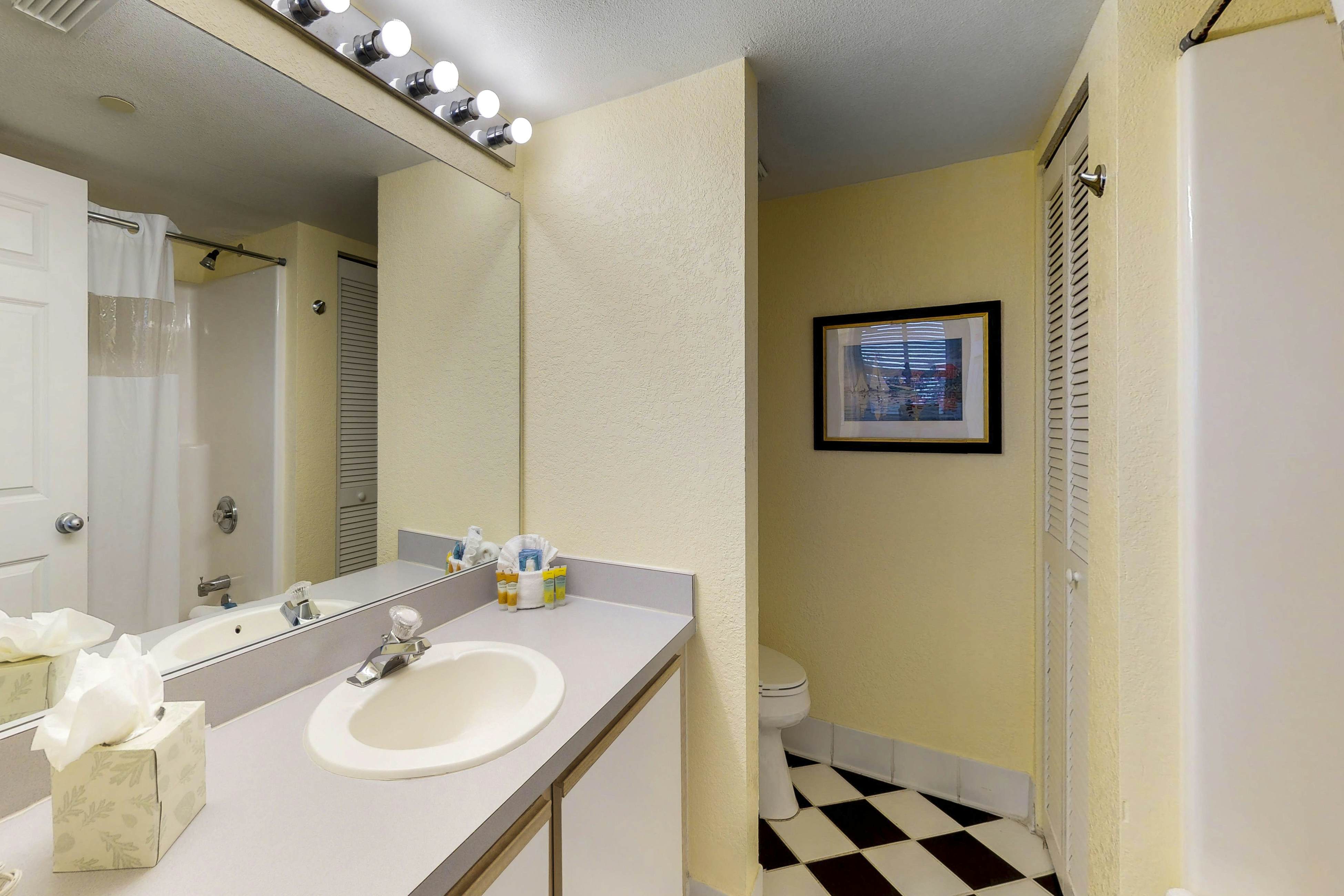 Sunrise Suites - Martinique Suite 108