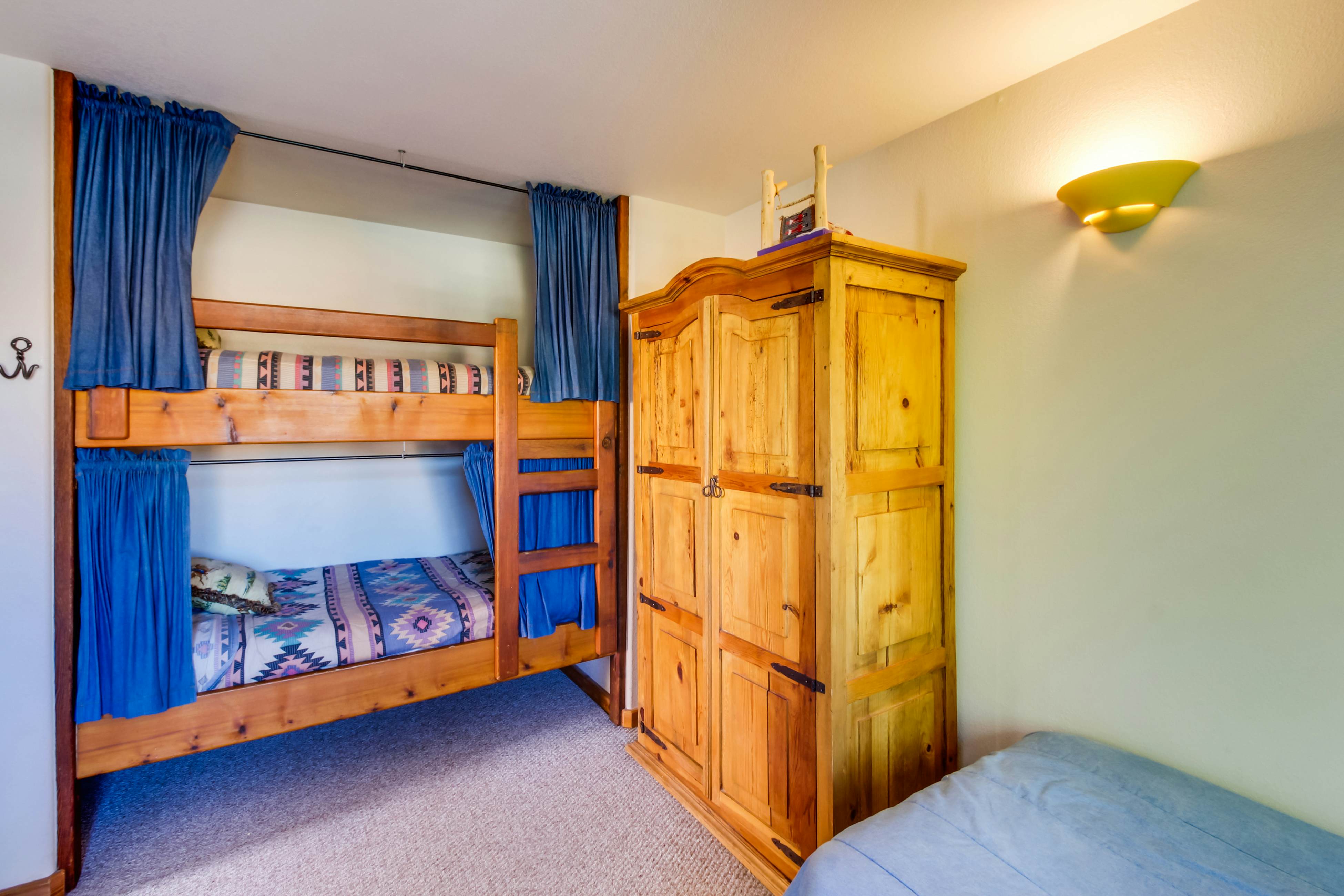 Castillo De Las Rocas 3396