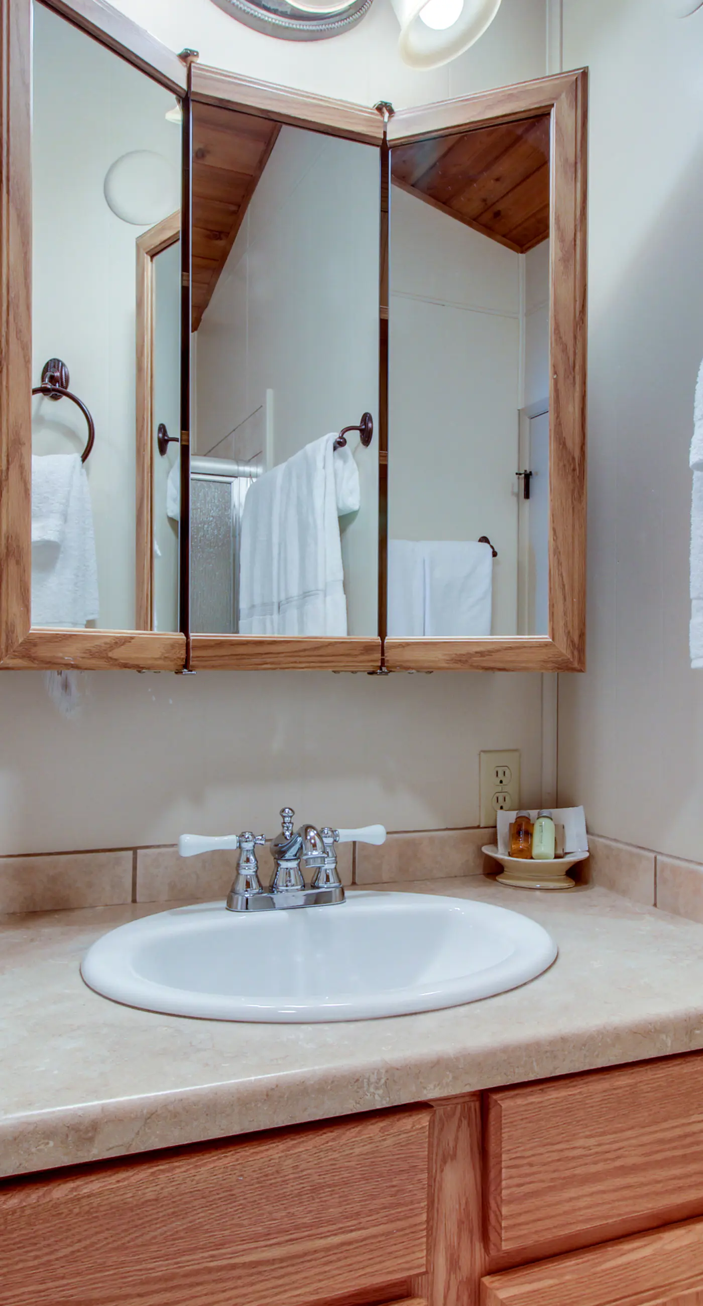 Bay Point Lakefront 1B Up