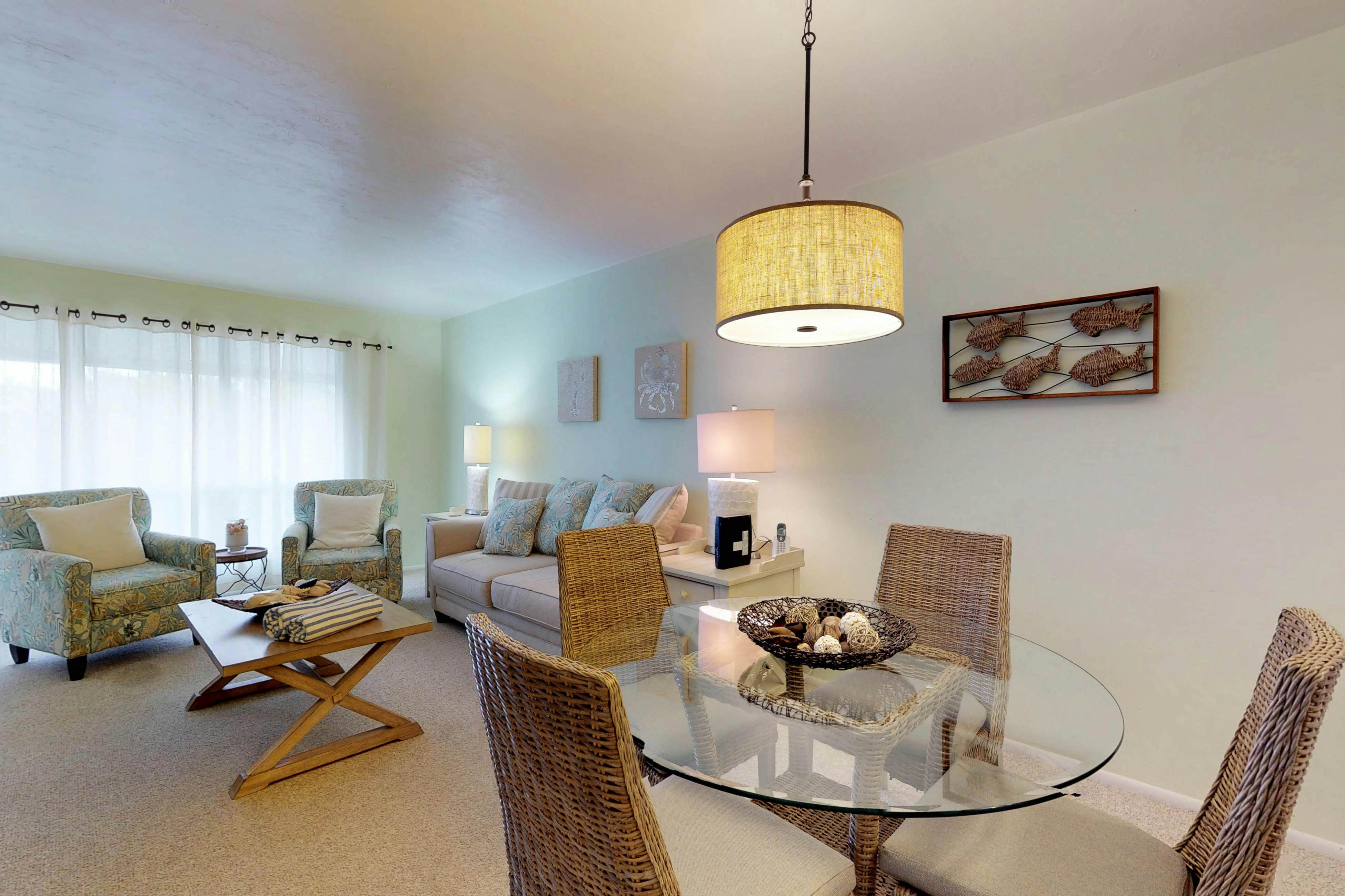 Runaway Bay, FL Beach Rentals, Condo Rentals Vacasa