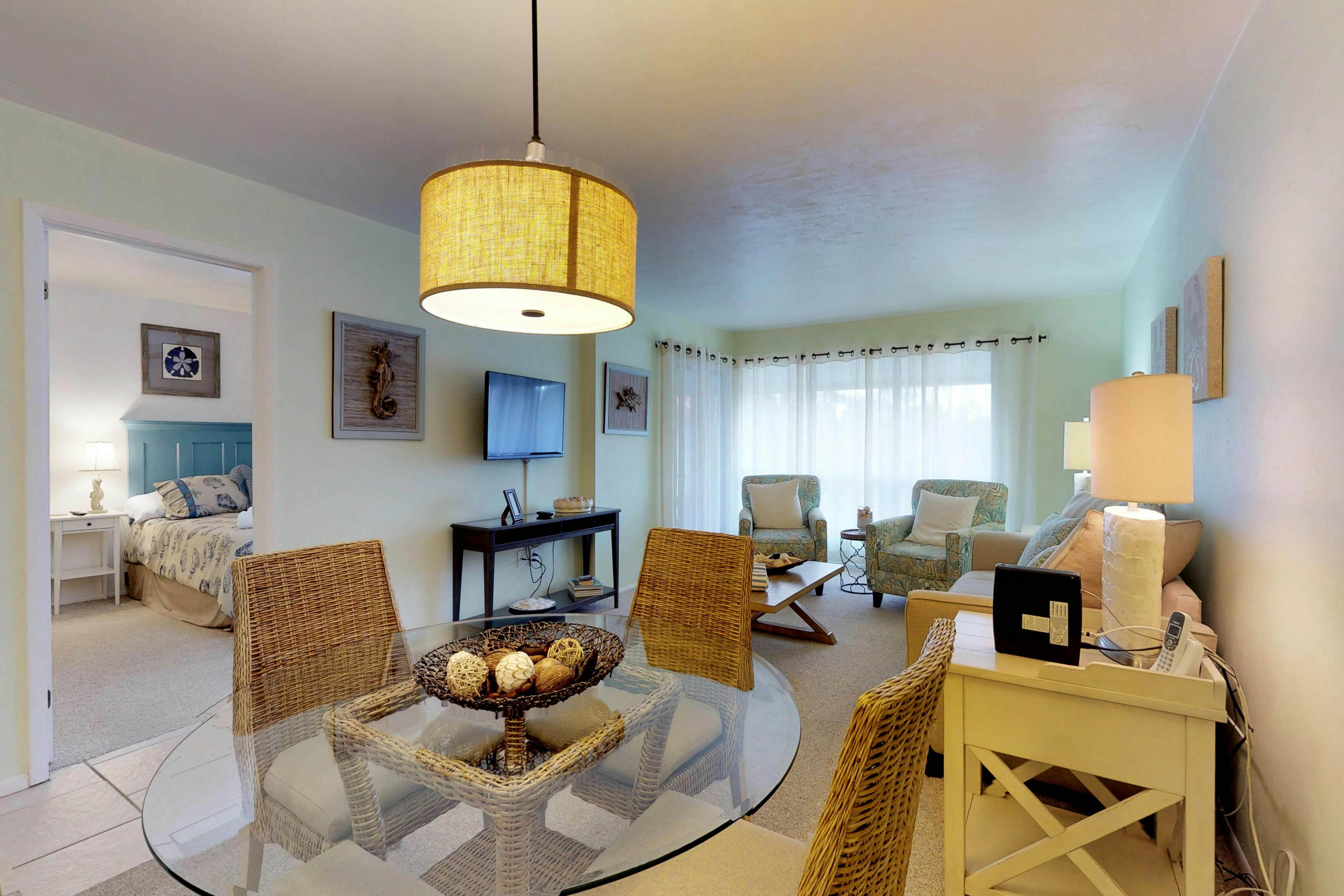 Runaway Bay 256 1 BD Bradenton Beach, FL Vacation Rental Vacasa