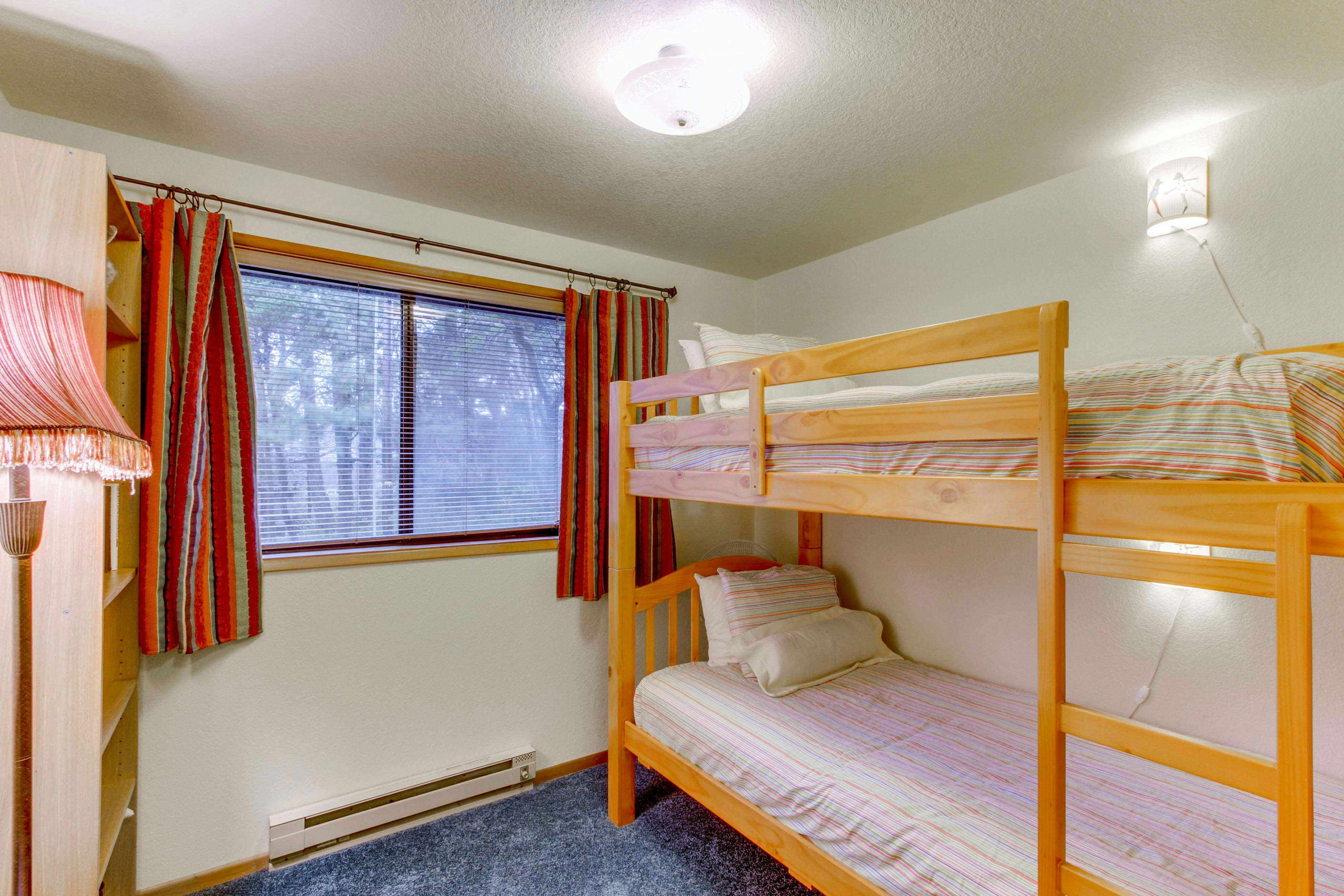 The Little Brown House - MCA 705