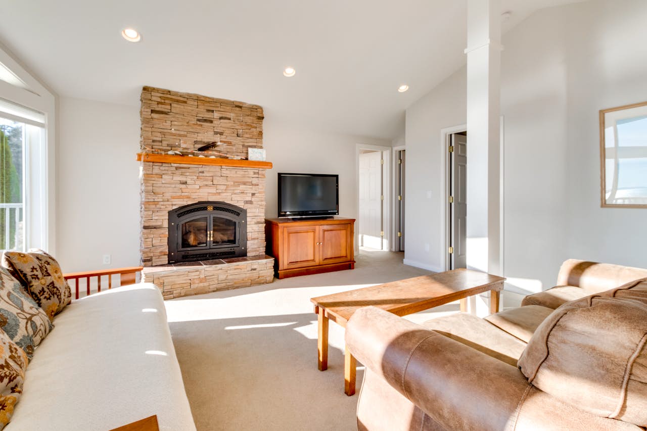 Marrowstone Island Beach Home 2 BD Vacation Rental in Nordland, WA