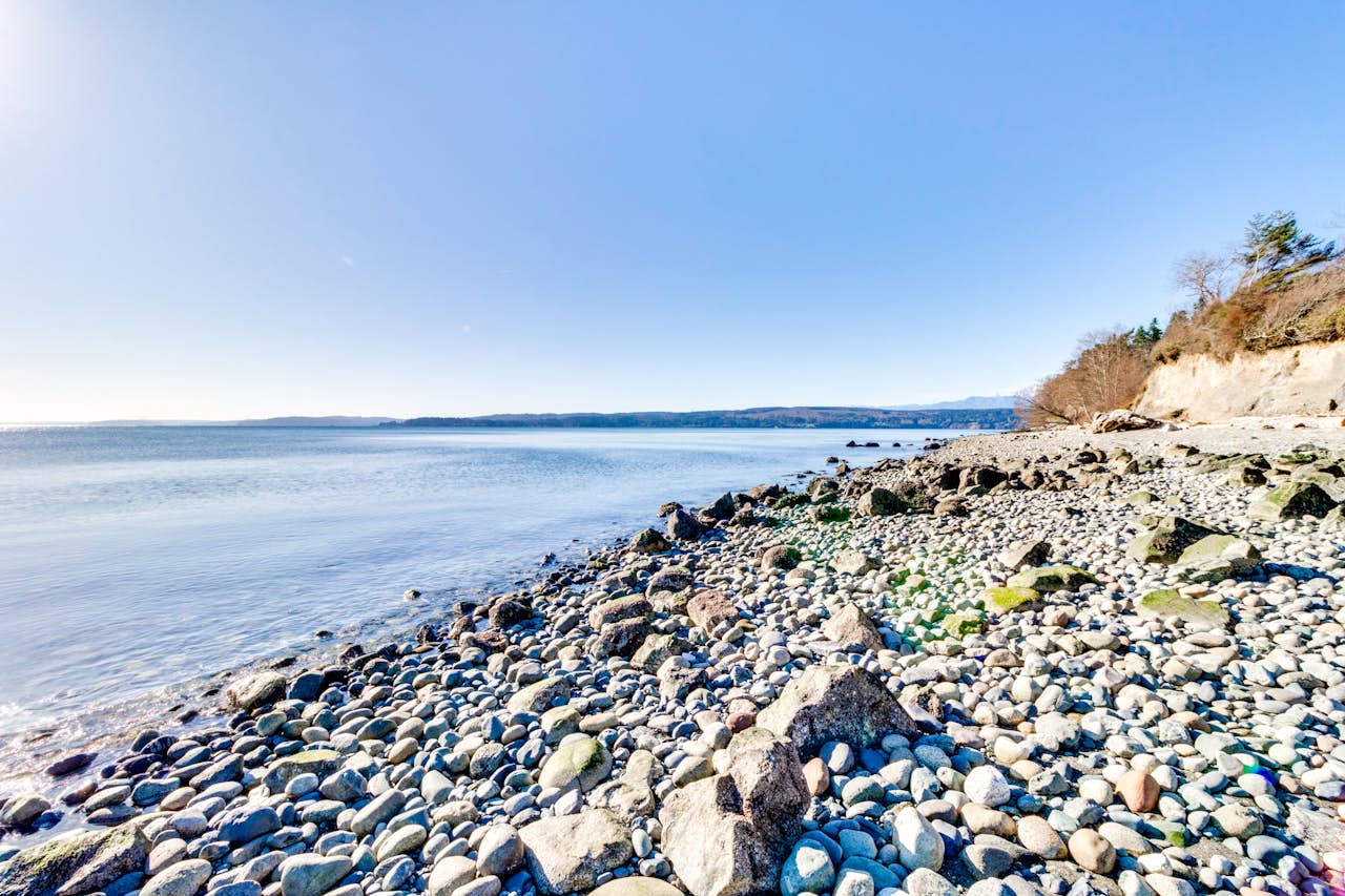 Marrowstone Island Beach Home 2 BD Vacation Rental in Nordland, WA