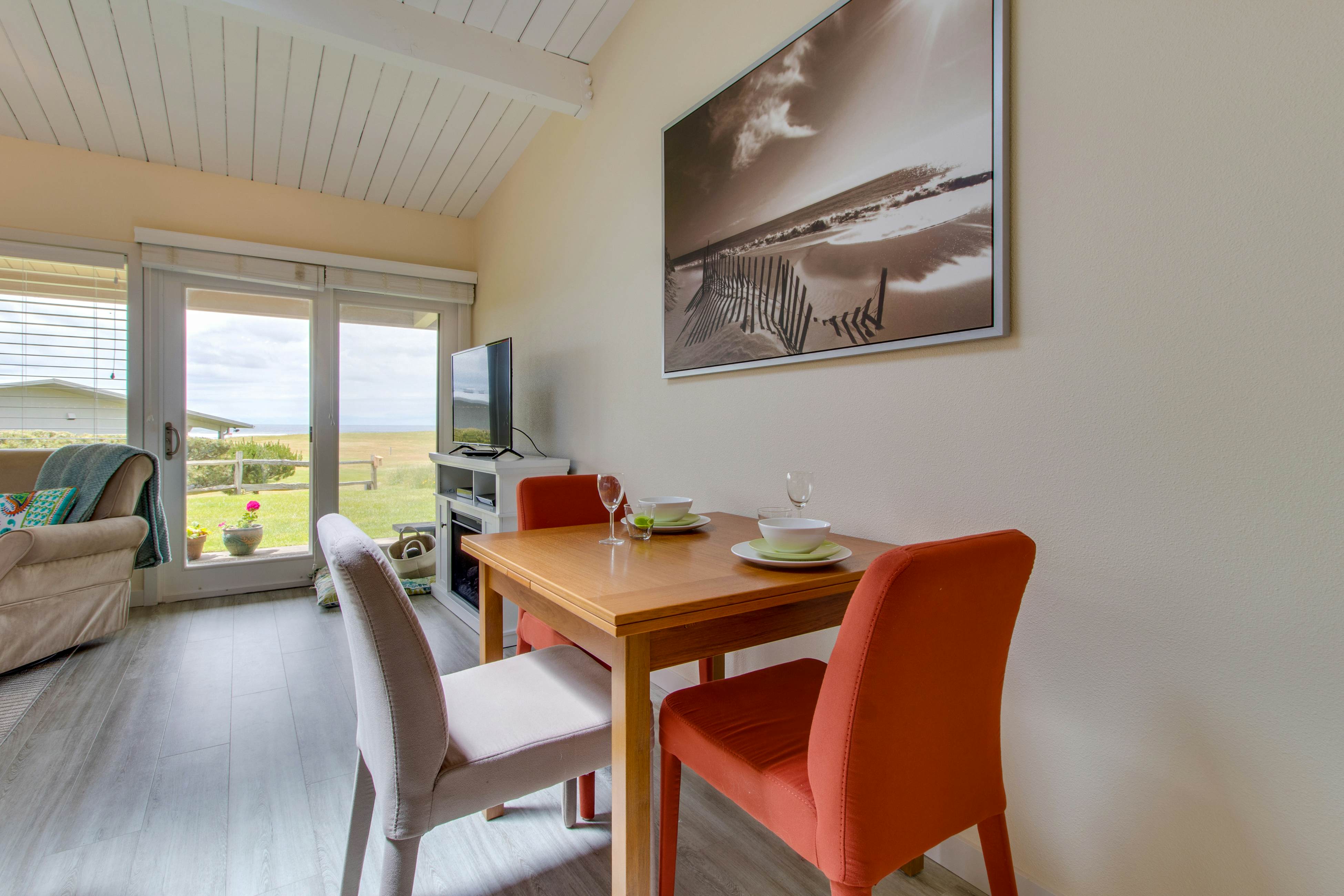 Surfside Suite On The Sea, Too