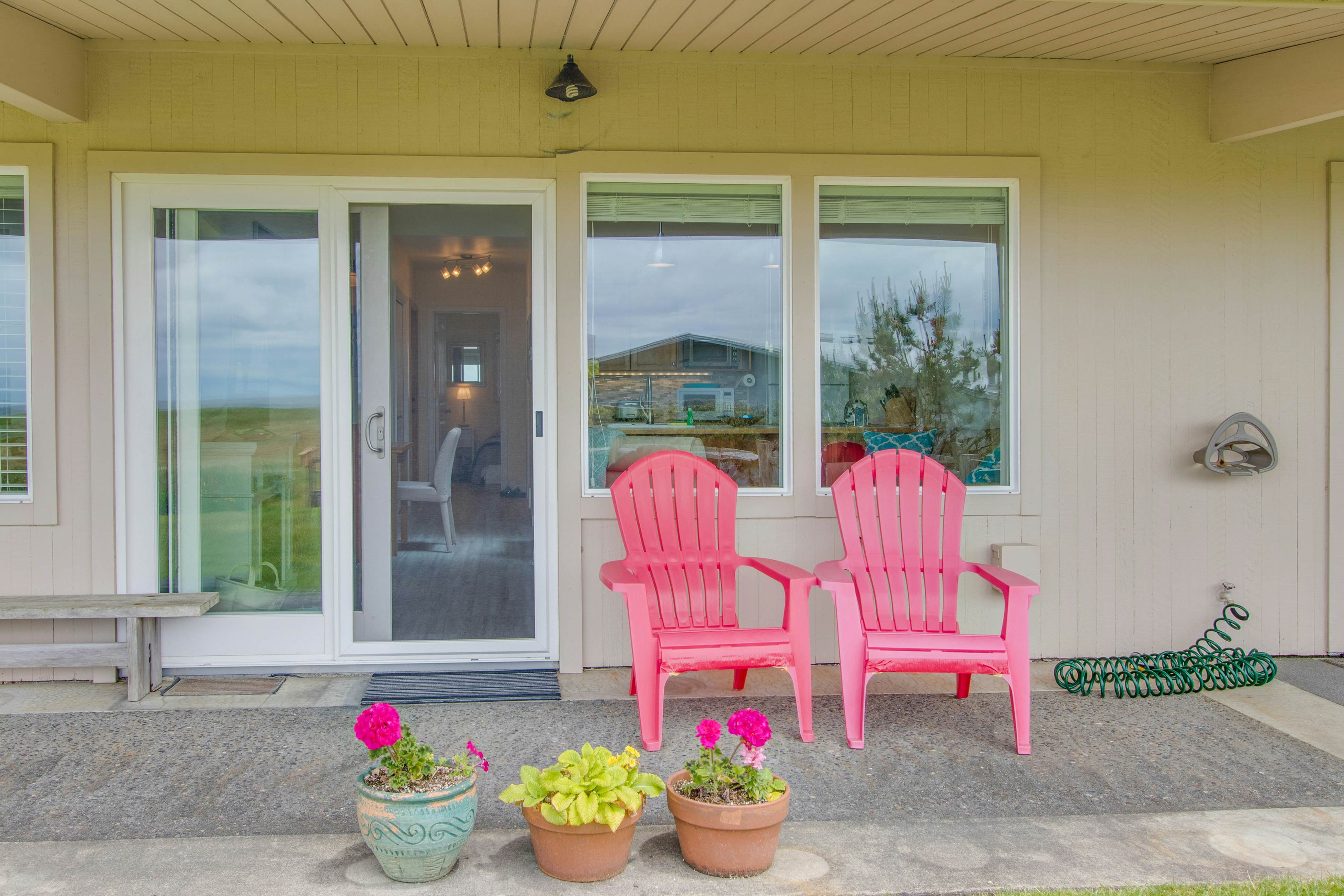 Surfside Suite On The Sea, Too