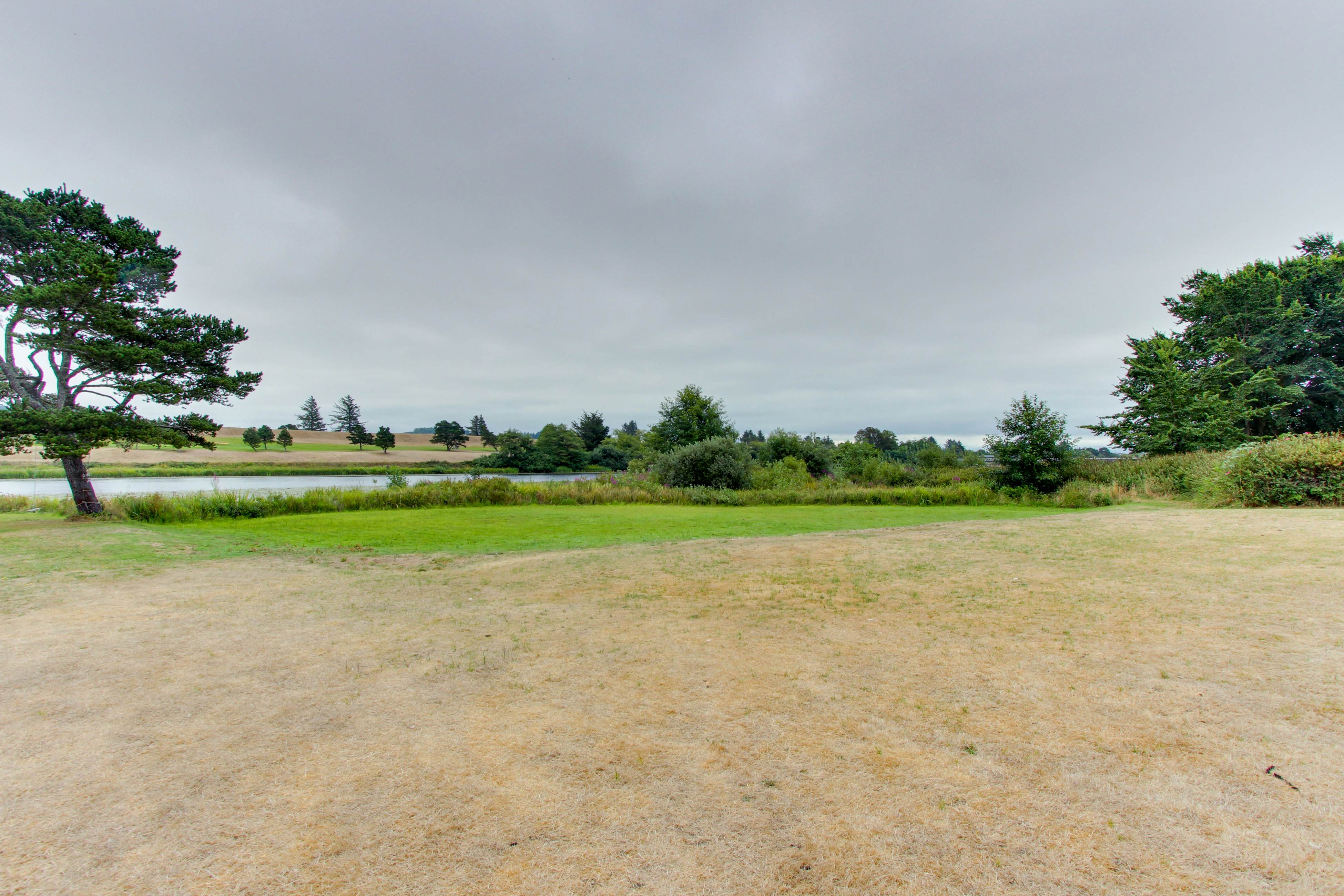 Haven 2 BD Warrenton, OR Vacation Rental Vacasa