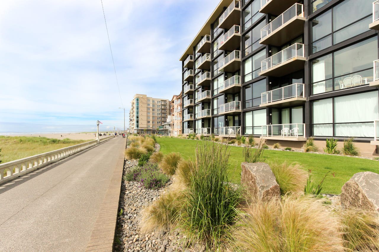 Sand & Sea Al's Beach Condo (318) 2 BD Vacation Rental in Seaside