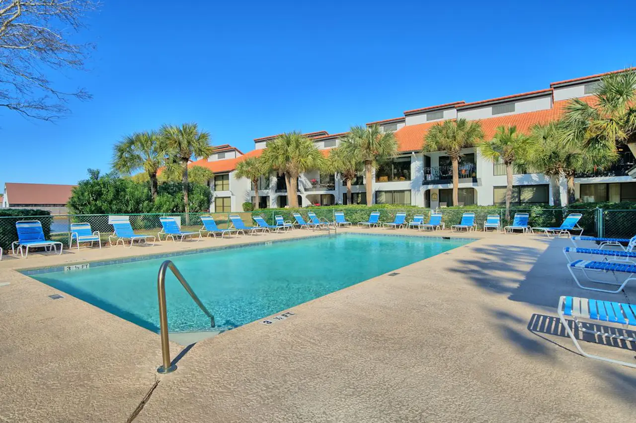 Edgewater Golf Villa 710 1 BD Vacation Rental in Panama City Beach