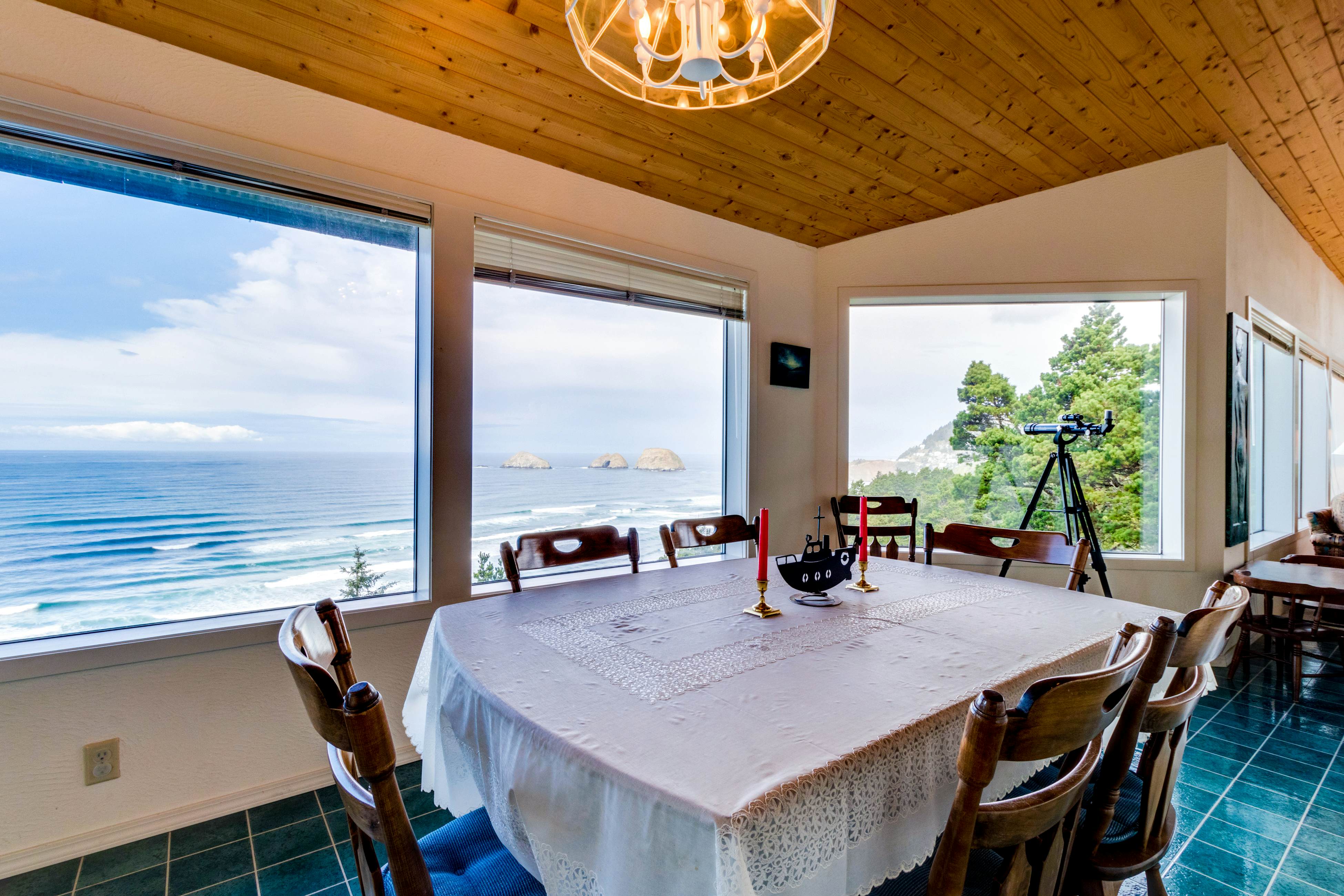 Regent Street Retreat 3 BD Oceanside, OR Vacation Rental Vacasa