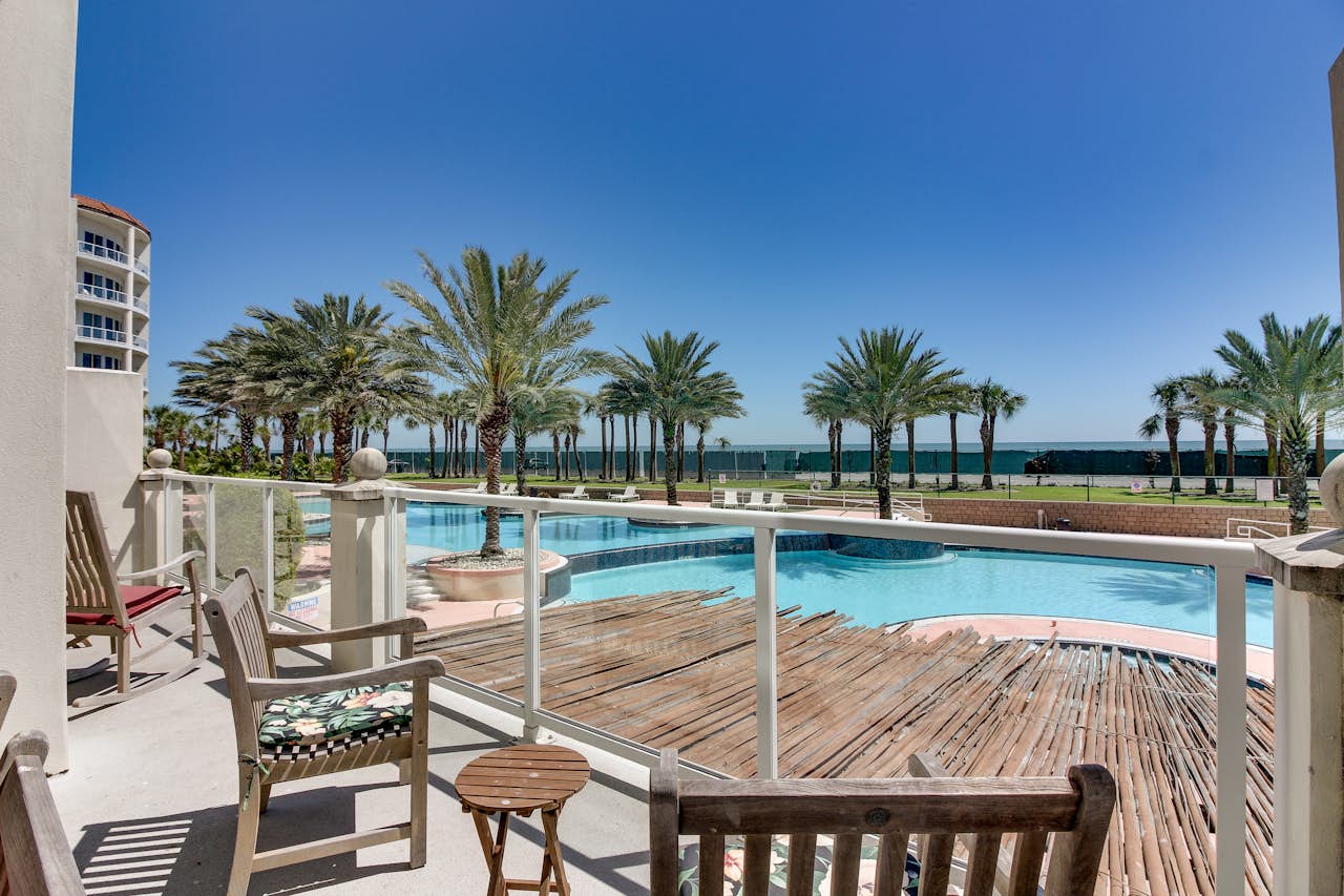 Diamond Beach 211 3 BD Vacation Rental in Galveston, TX Vacasa