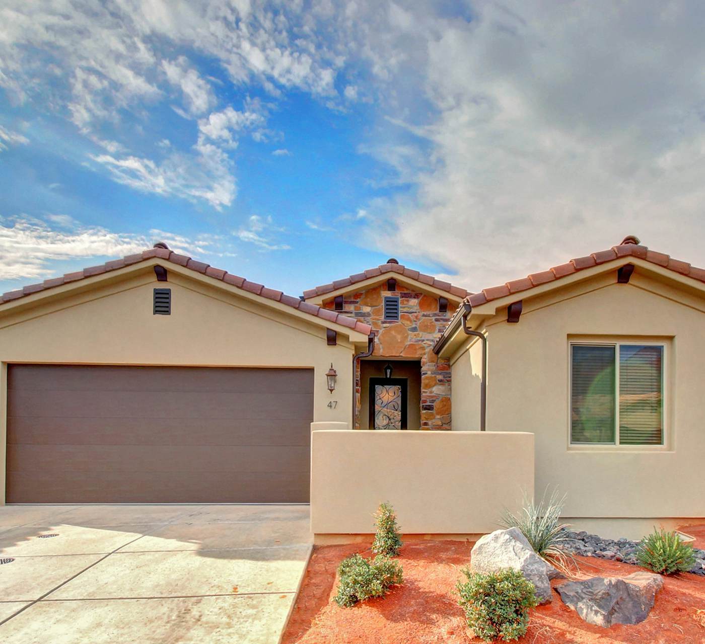Redstone Villa - Paradise Village #47 | 5 Bed Santa Clara, ...