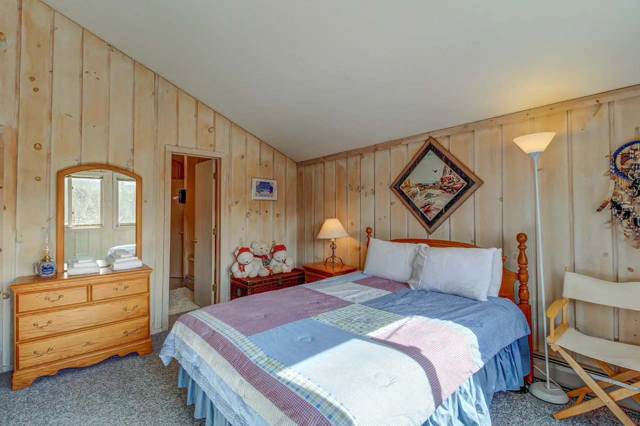 West Dover Getaway 3 BD Vacation Rental in West Dover, VT Vacasa