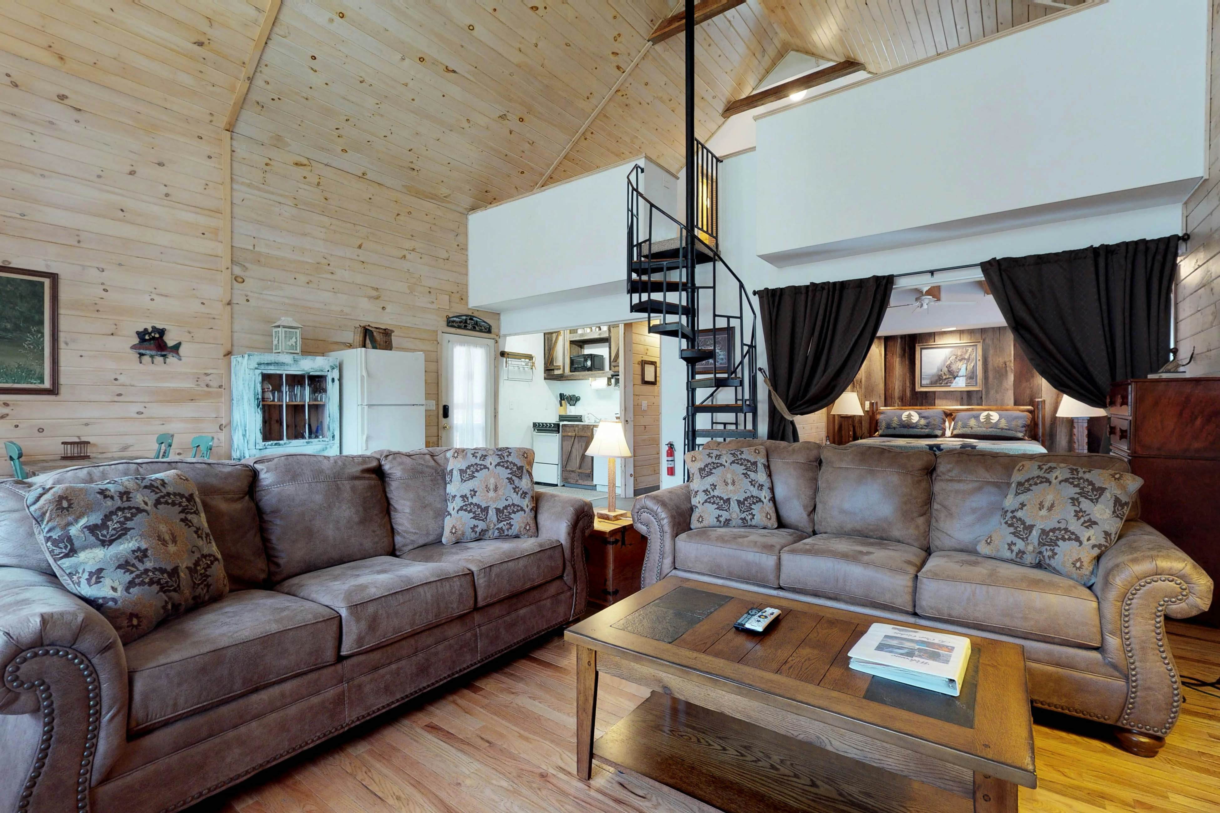 Toccoa Hideaway 1 BD Blue Ridge, GA Vacation Rental Vacasa