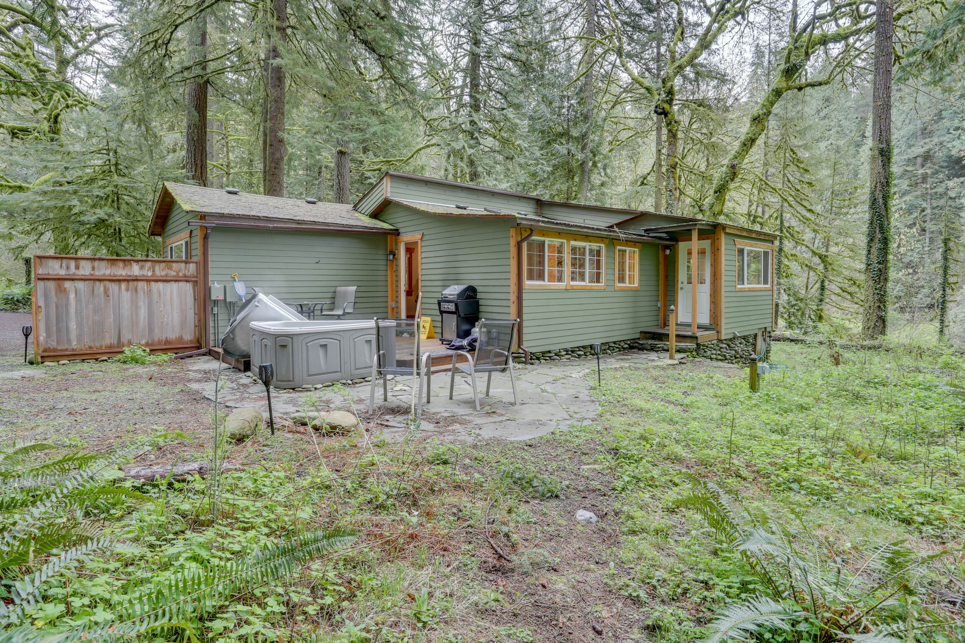 Eva's Cottage Romancing the River 1 BD Washougal, WA Vacation