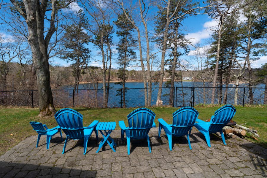 Weeks Pond Charmer 2 BD Forestdale, MA Vacation Rental Vacasa