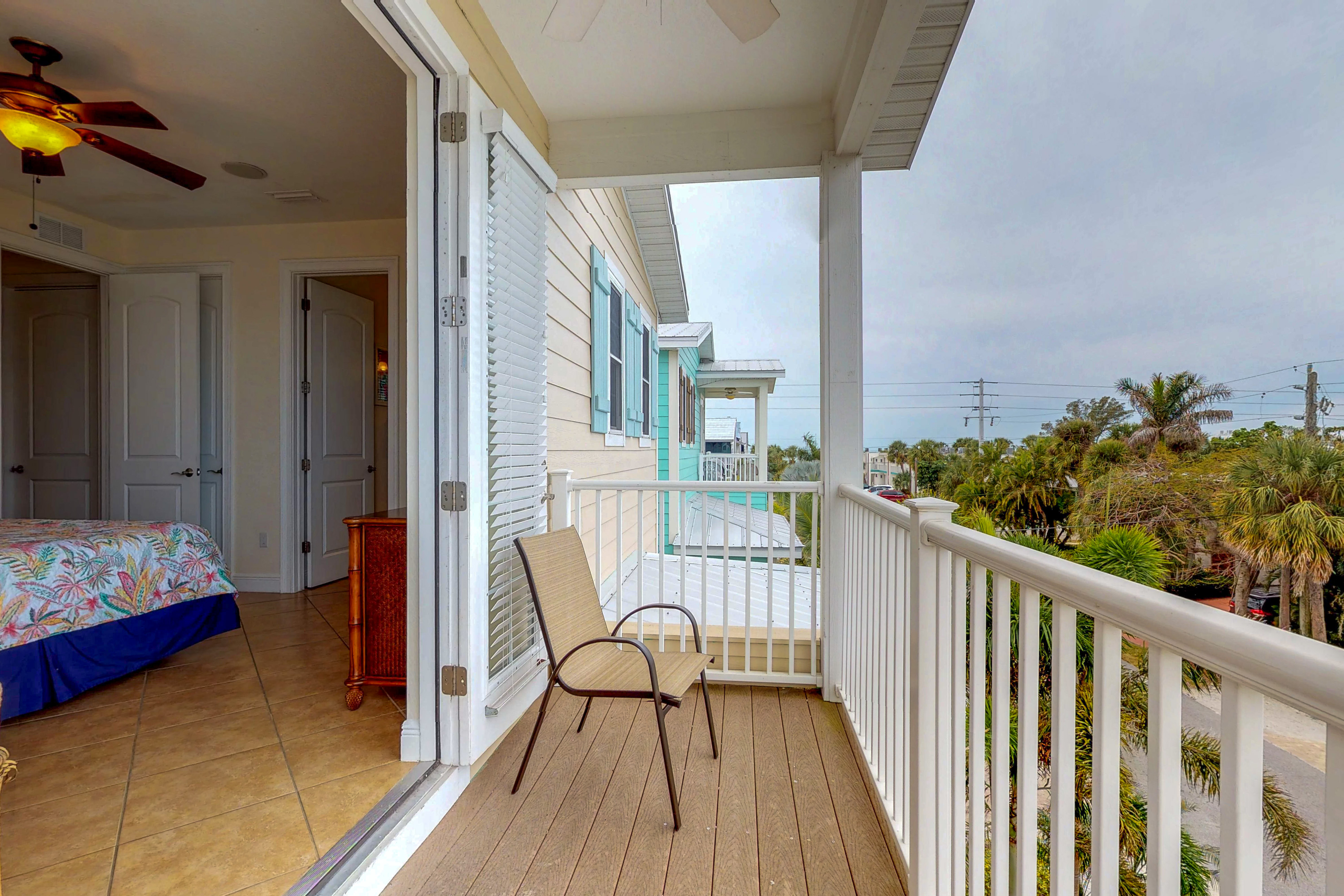 Gulf Breeze | 6 BD Vacation Rental In Holmes Beach, FL | Vacasa