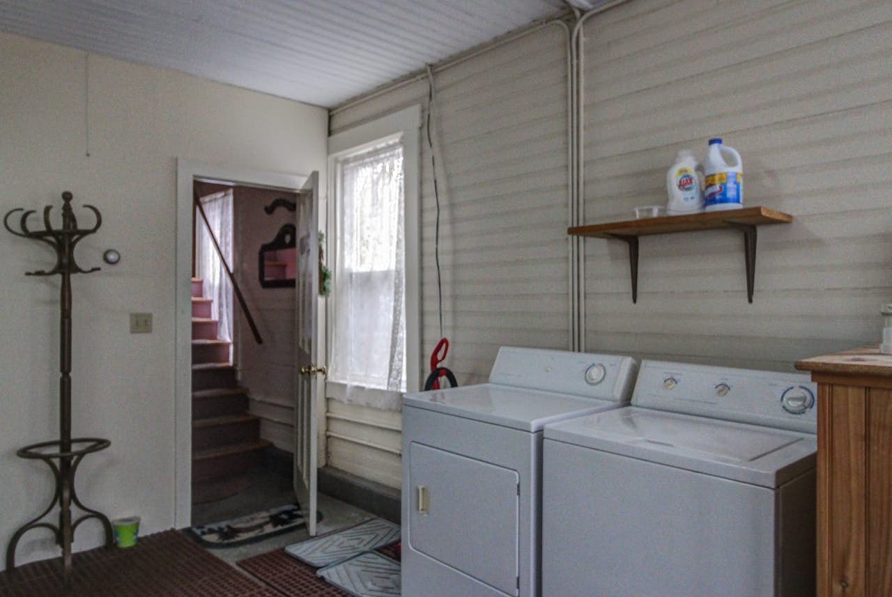 Amato Carriage House, Upper Level 2 BD Vacation Rental in Ludlow, VT Vacasa