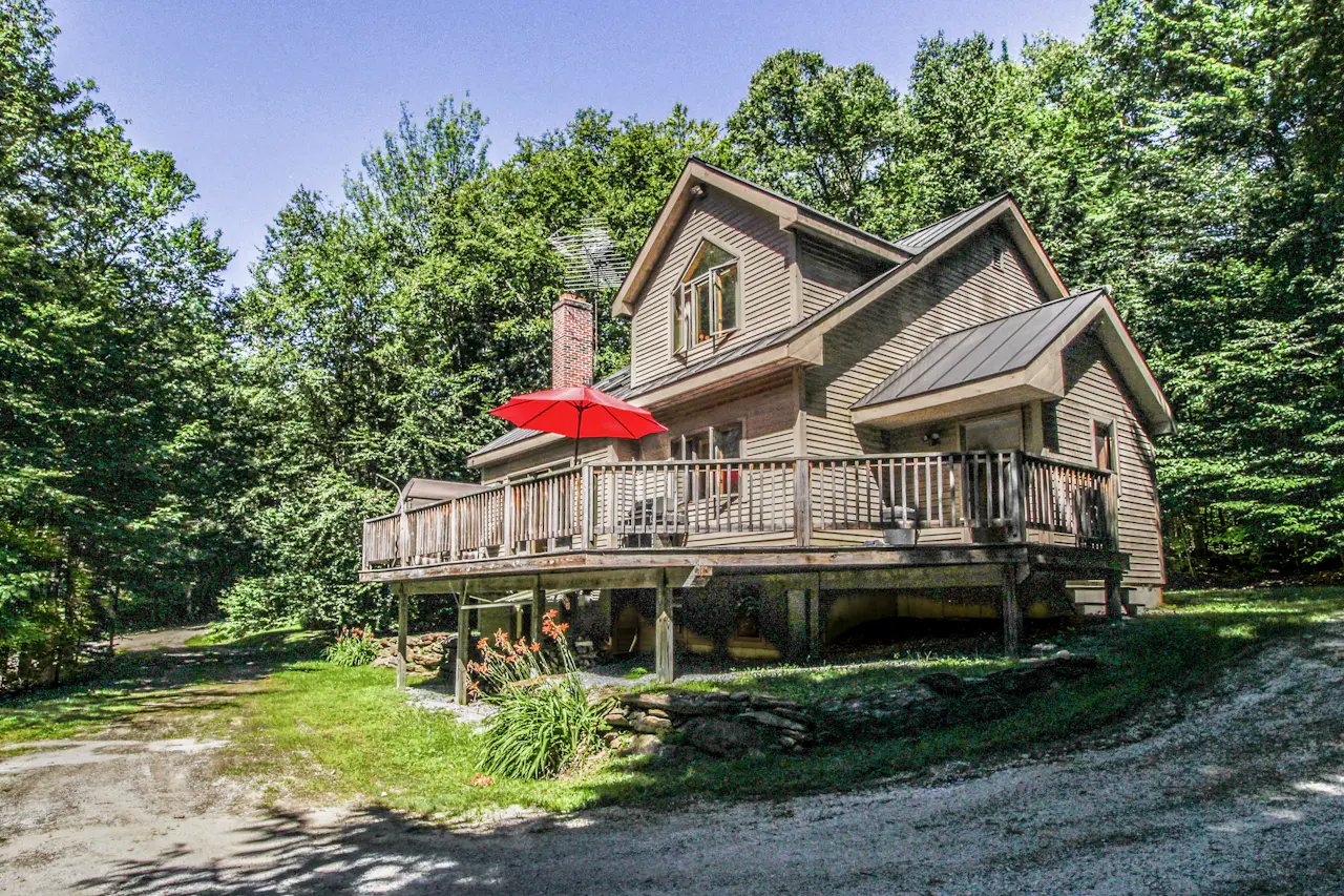 Oak Hill Solitude 3 BD Wardsboro, VT Vacation Rental Vacasa
