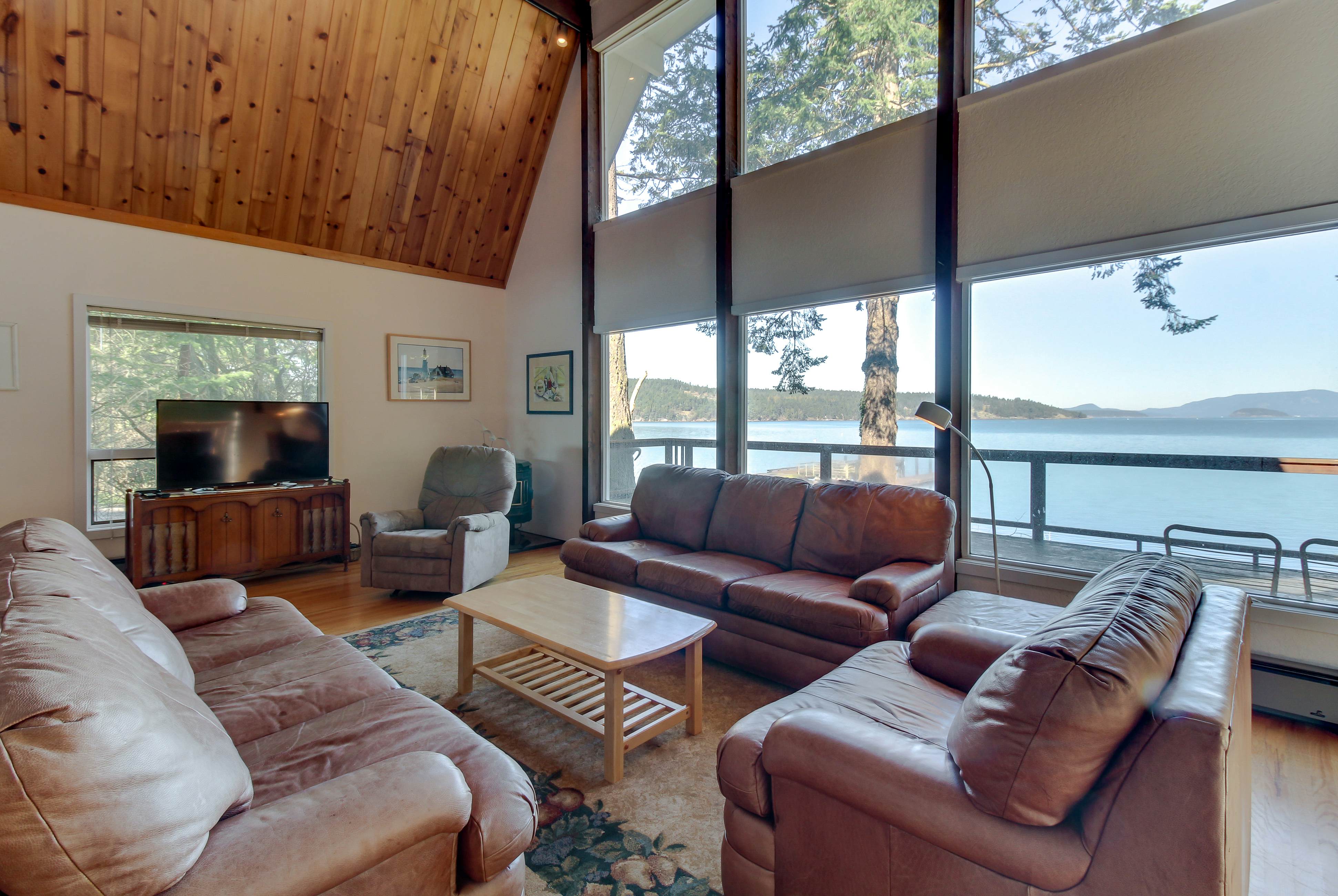 Lopez Island Hunter Bay Waterfront Home