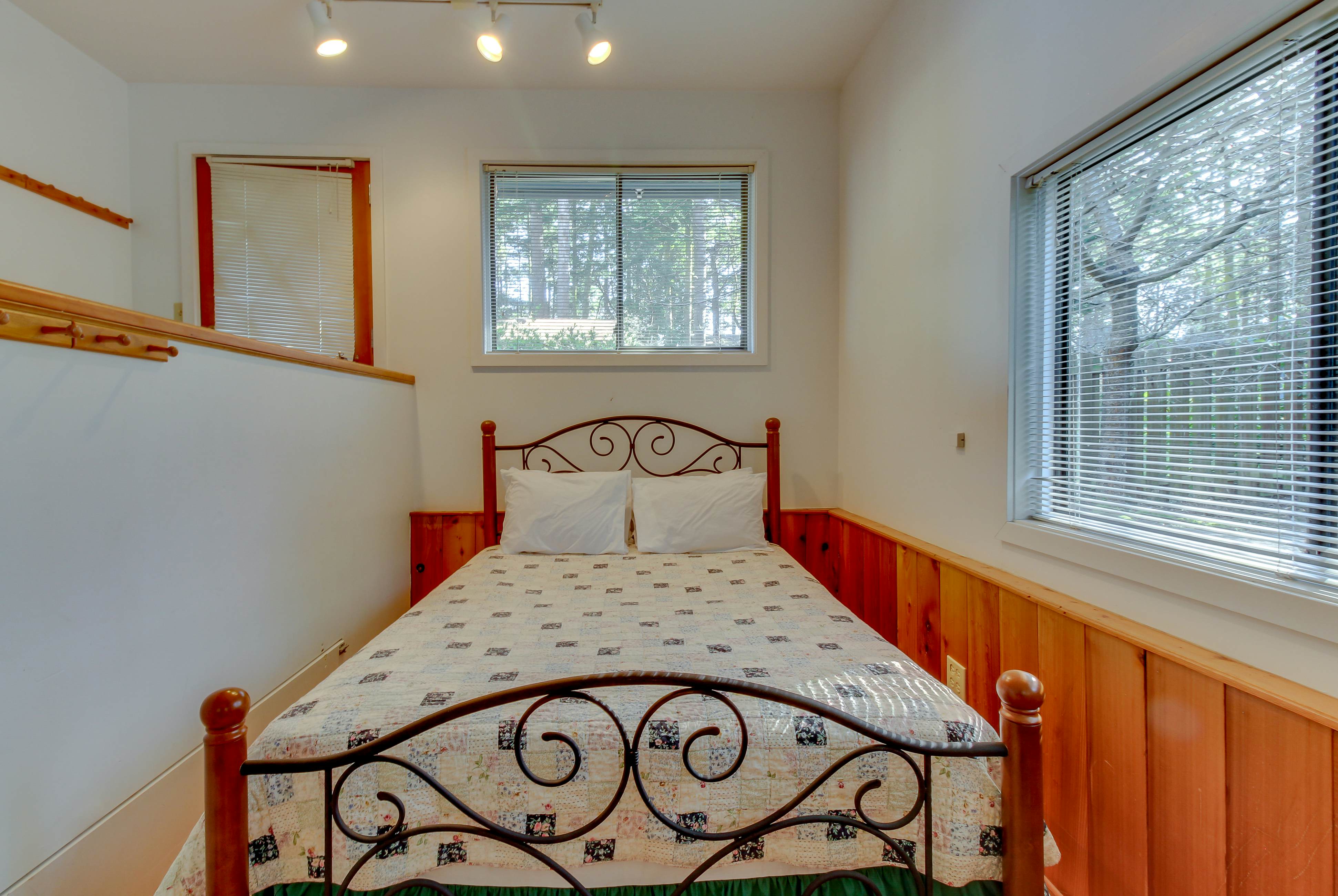 Lopez Island Hunter Bay Waterfront Home