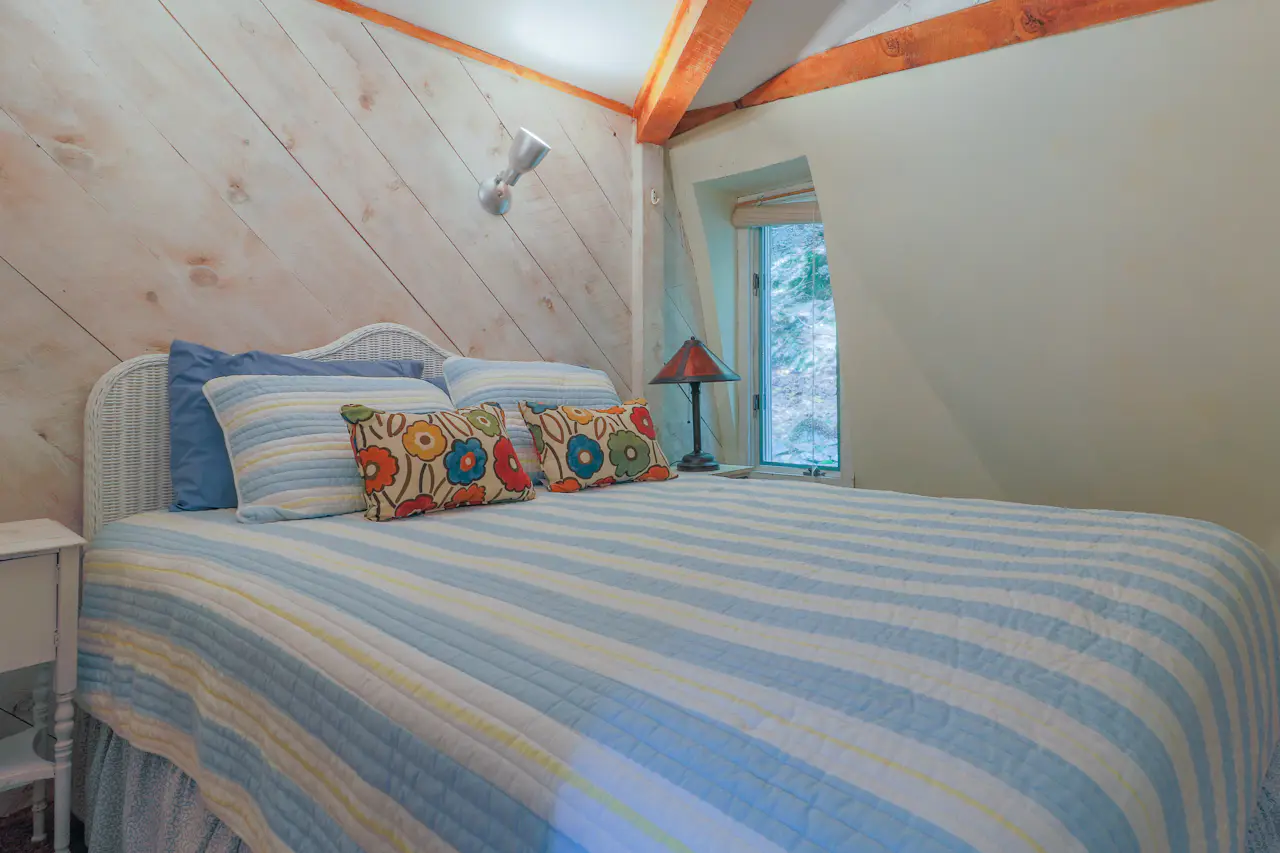 The Dome House 2 BD Vacation Rental in Boothbay, ME Vacasa
