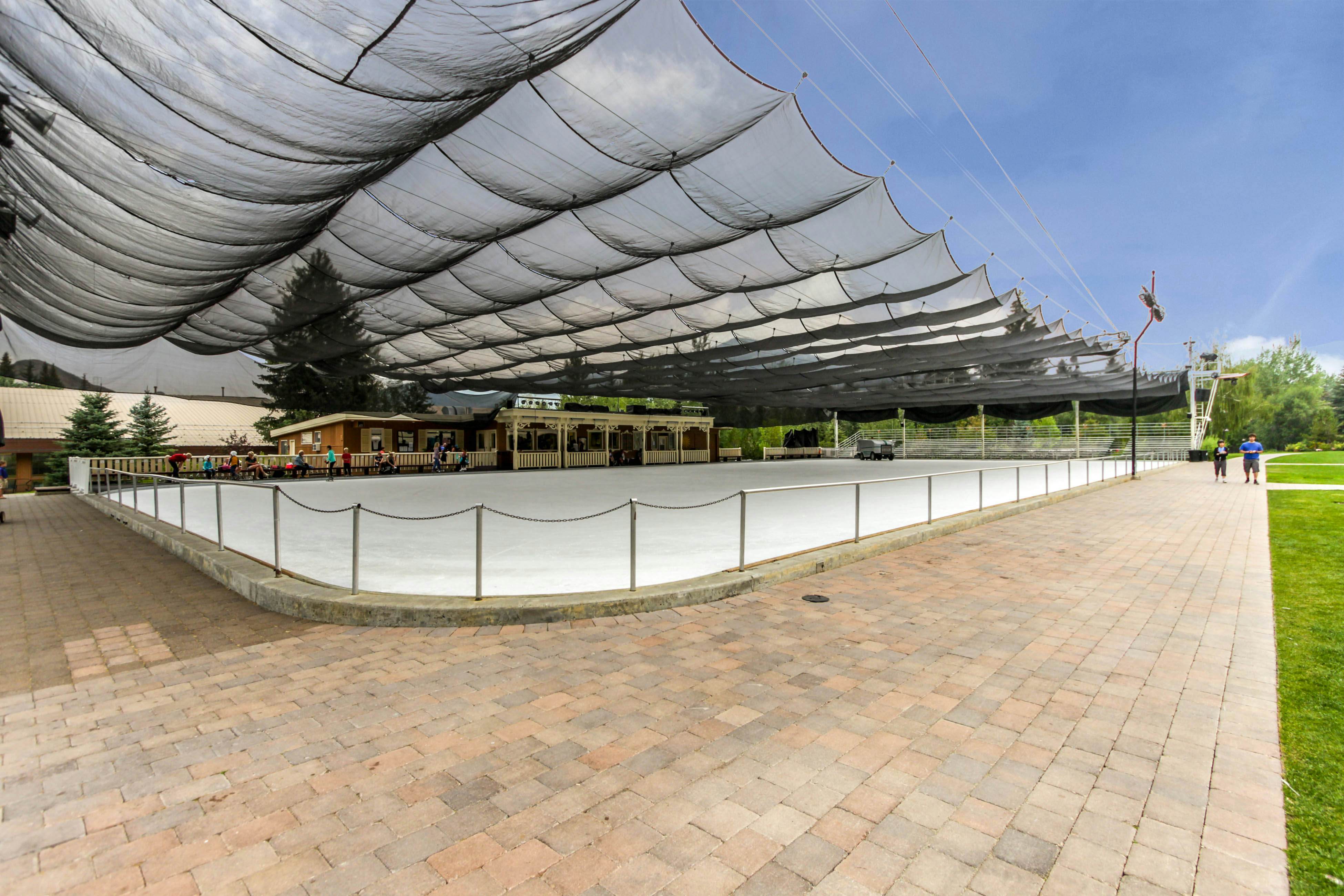 Elkhorn Escape - Renovated 2020