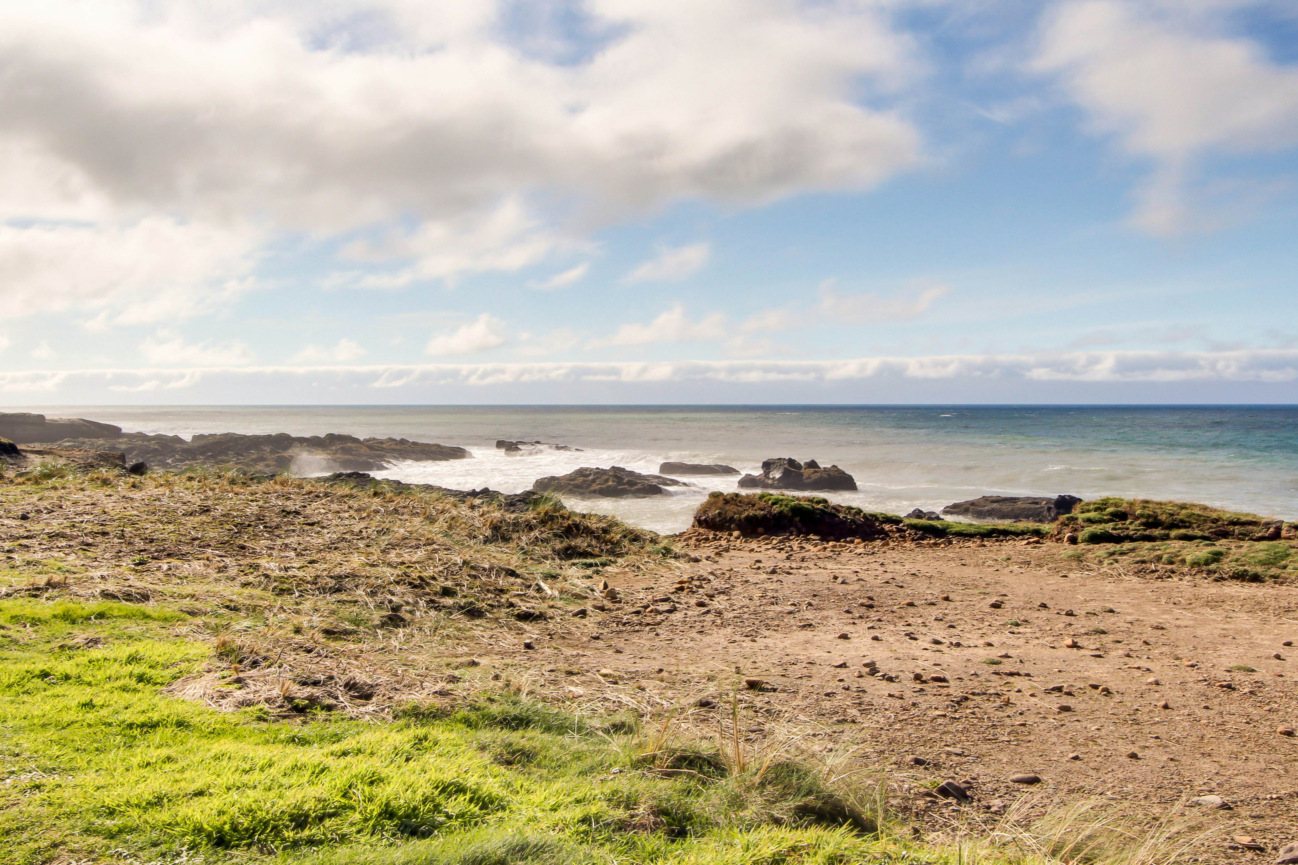 Ocean Cove Inn Rentals, Hotel Rentals, Lodging Yachats Vacasa