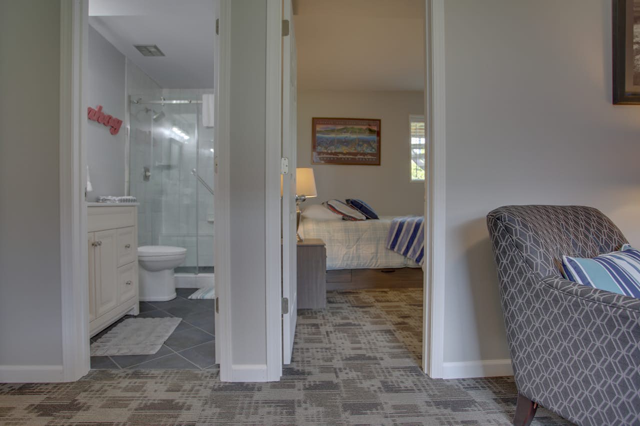 Cascade River Watch 3 BD Vacation Rental in Cascade Locks, OR Vacasa