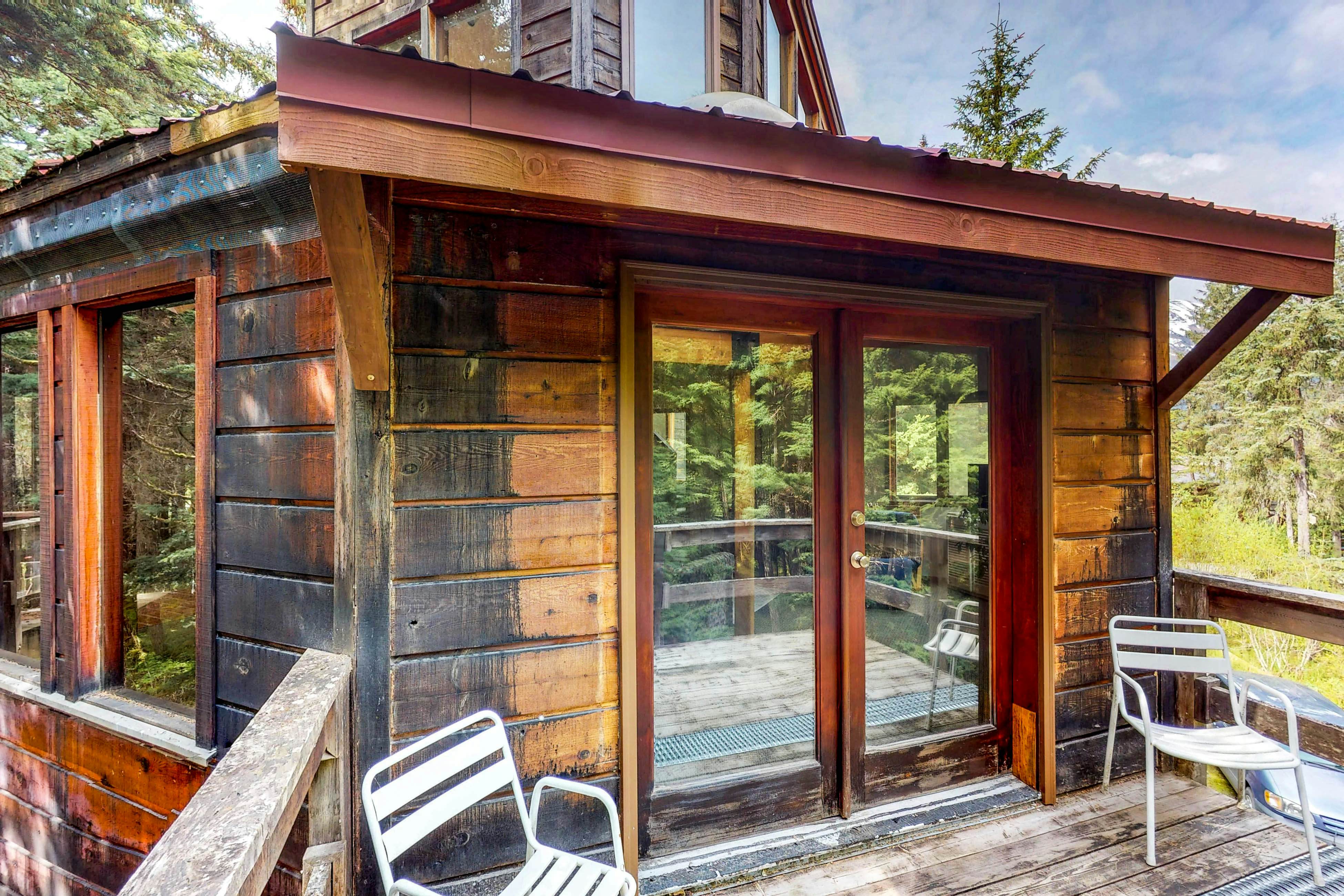 Compton's Forest Chalet 