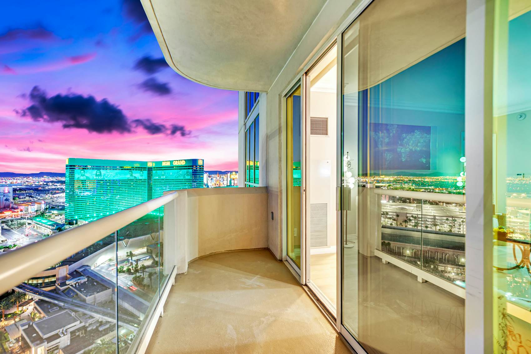 Skyline Serenity-Strip,Pool,F1 View-No Resort Fee