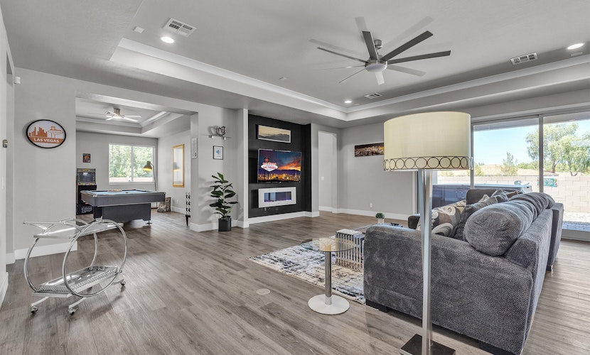 Luxury & Comfort Await at Viva Oasis – A Spacious Las Vegas Retreat