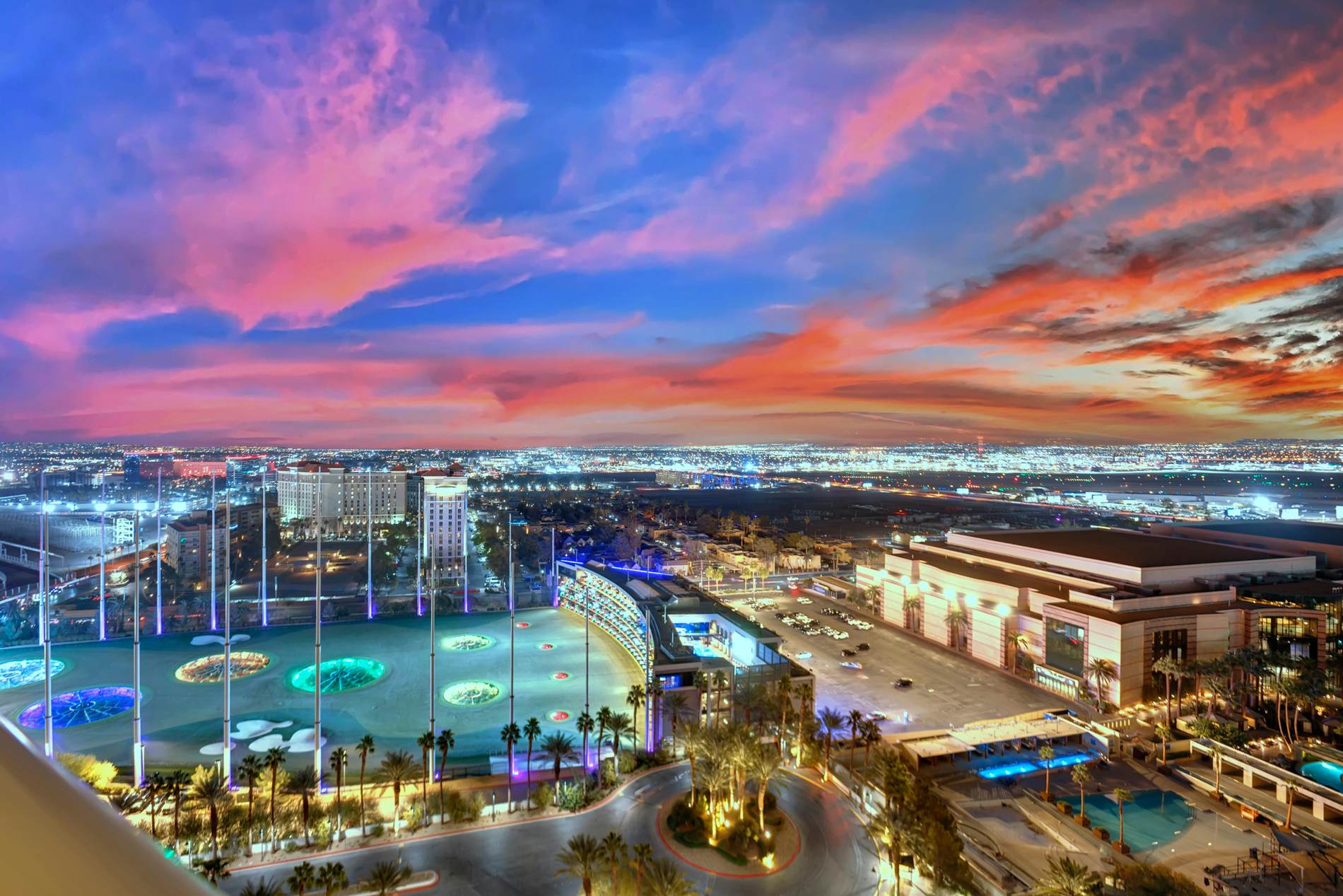 Kintsugi Retreat-Condo-Balcony-StripView