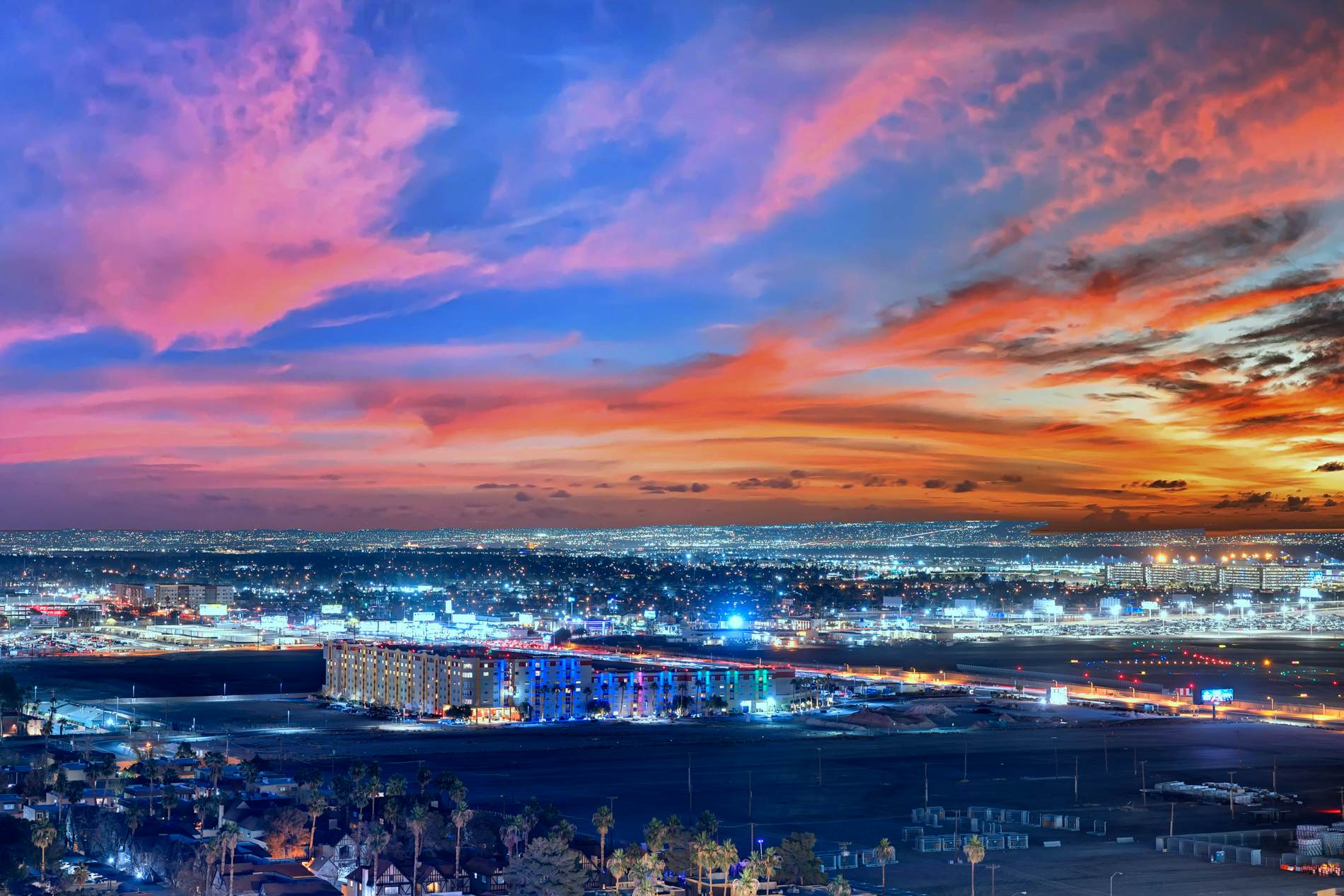 Kintsugi Retreat-Condo-Balcony-StripView