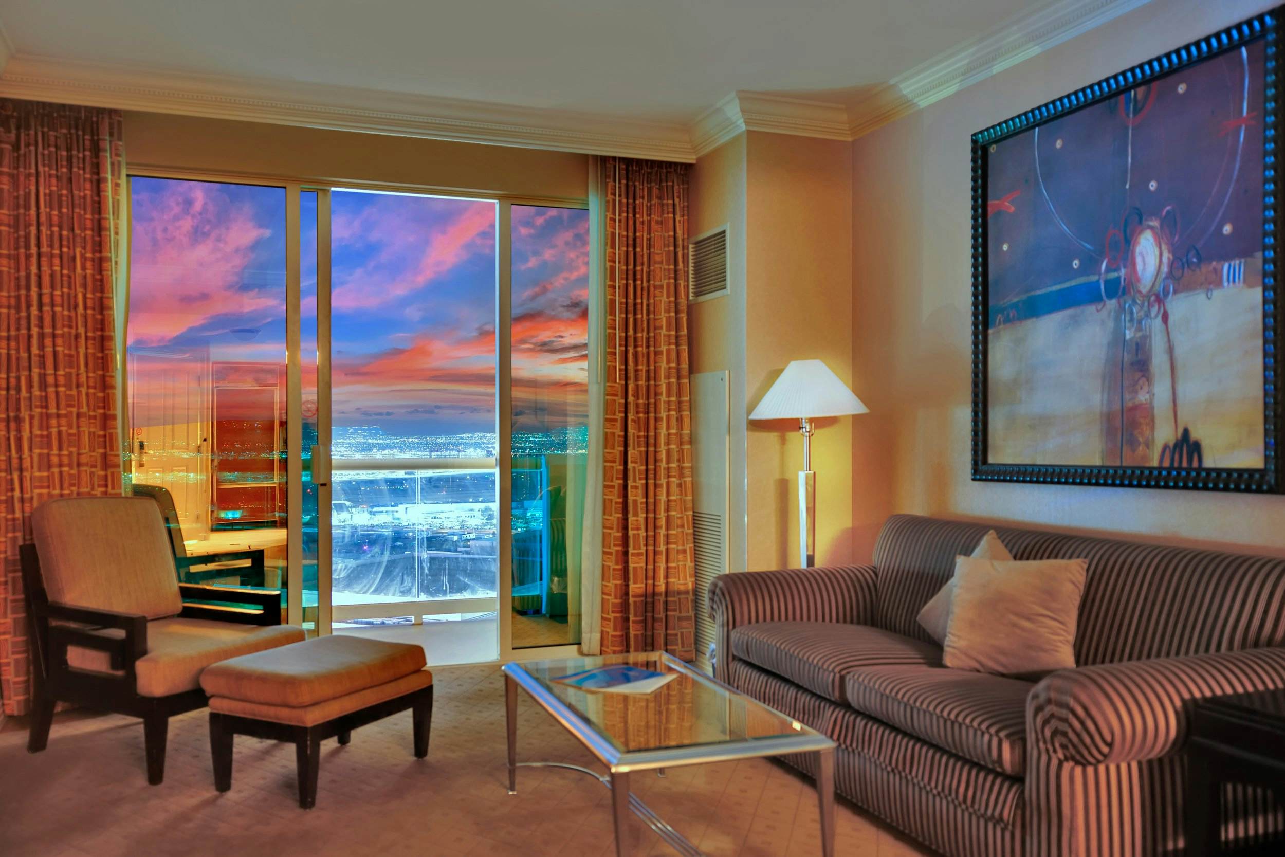 Kintsugi Retreat-Condo-Balcony-StripView