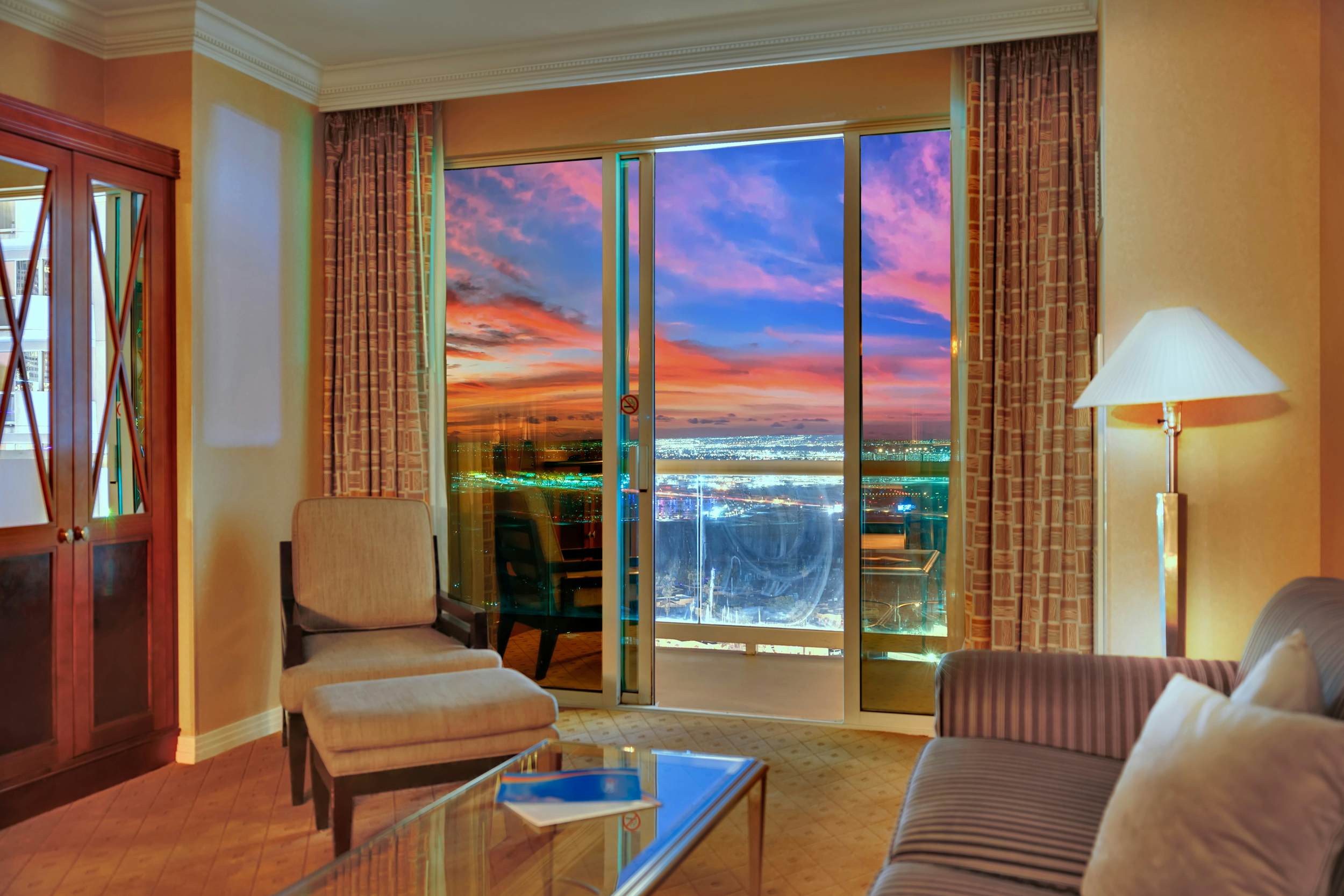 Kintsugi Retreat-Condo-Balcony-StripView