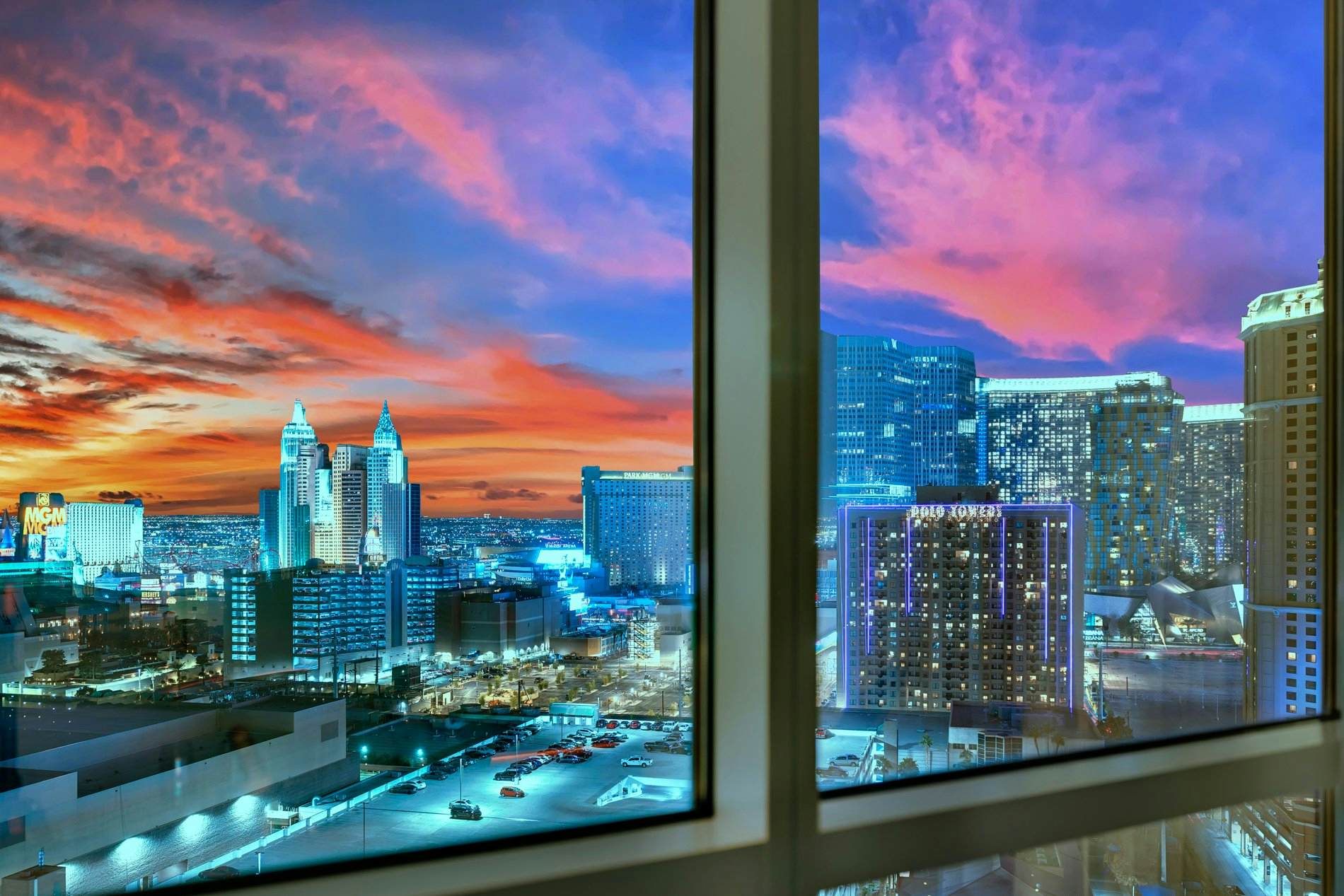 Kintsugi Retreat-Condo-Balcony-StripView