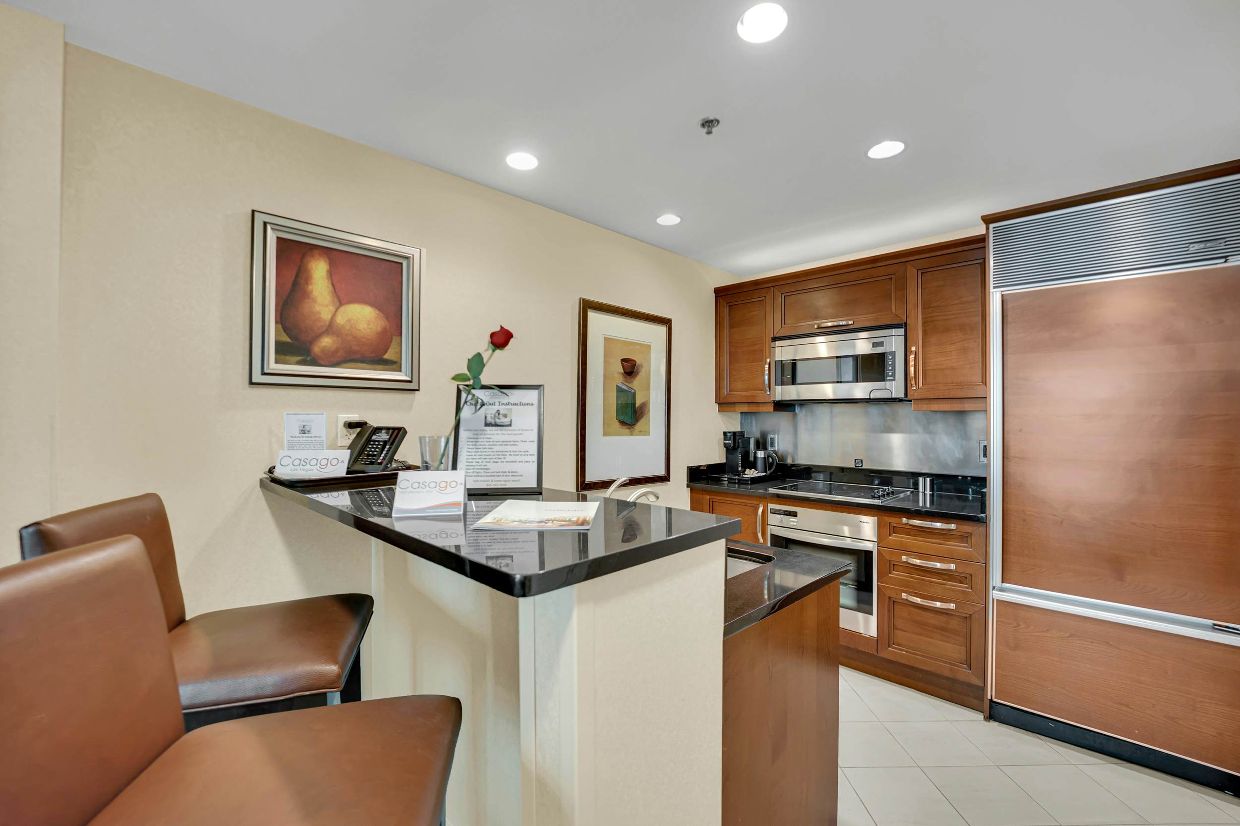 Kintsugi Retreat-Condo-Balcony-StripView