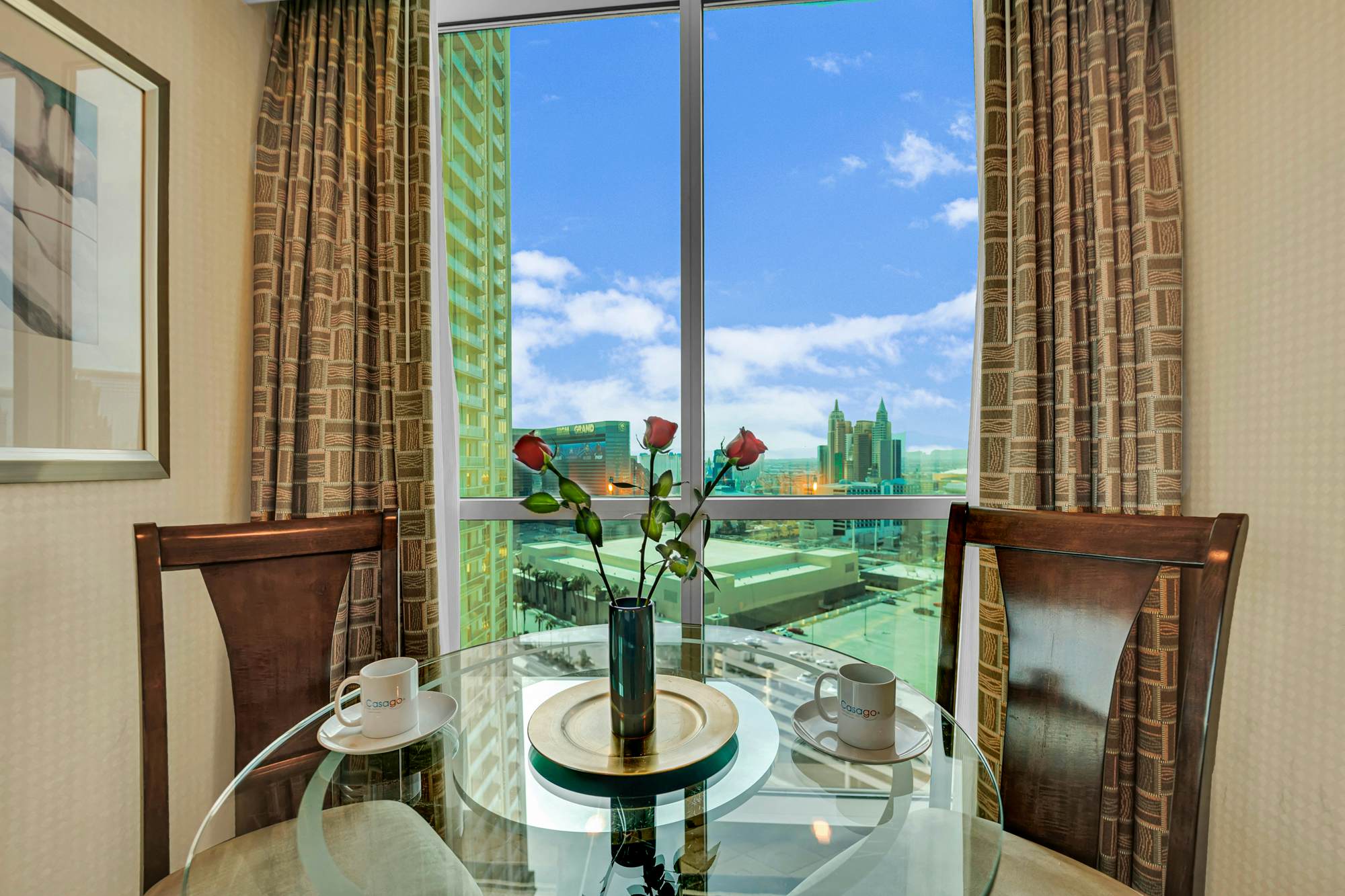 Kintsugi Retreat-Condo-Balcony-StripView