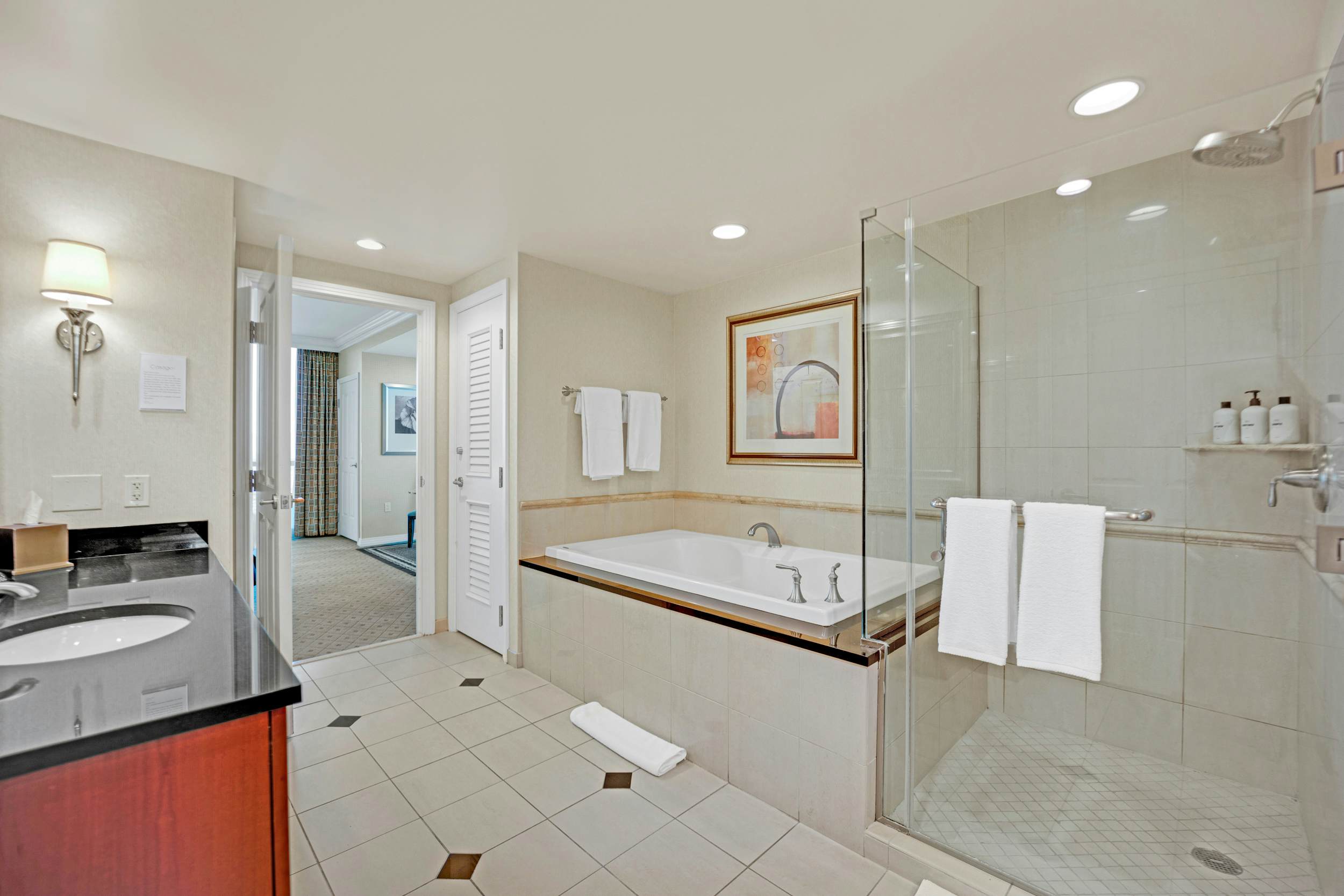 Kintsugi Retreat-Condo-Balcony-StripView