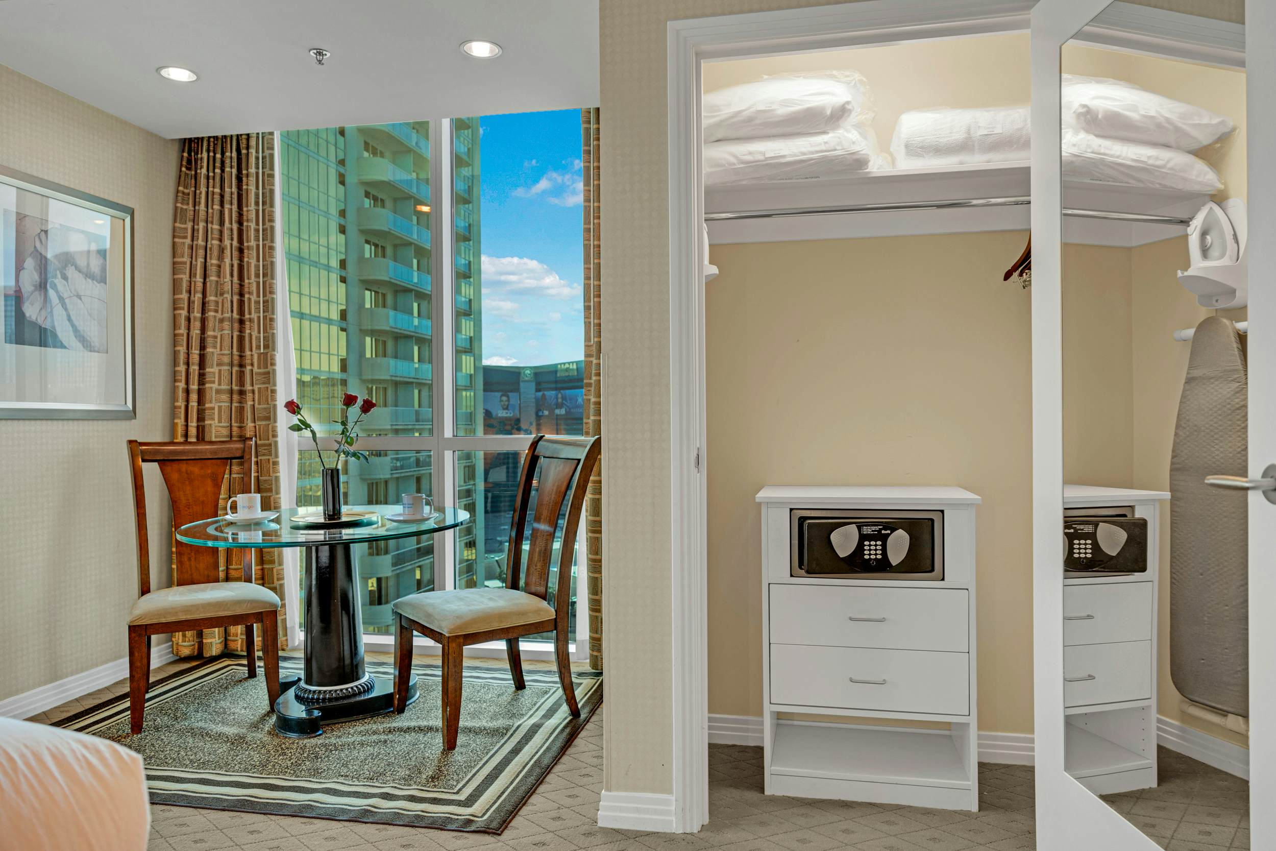 Kintsugi Retreat-Condo-Balcony-StripView